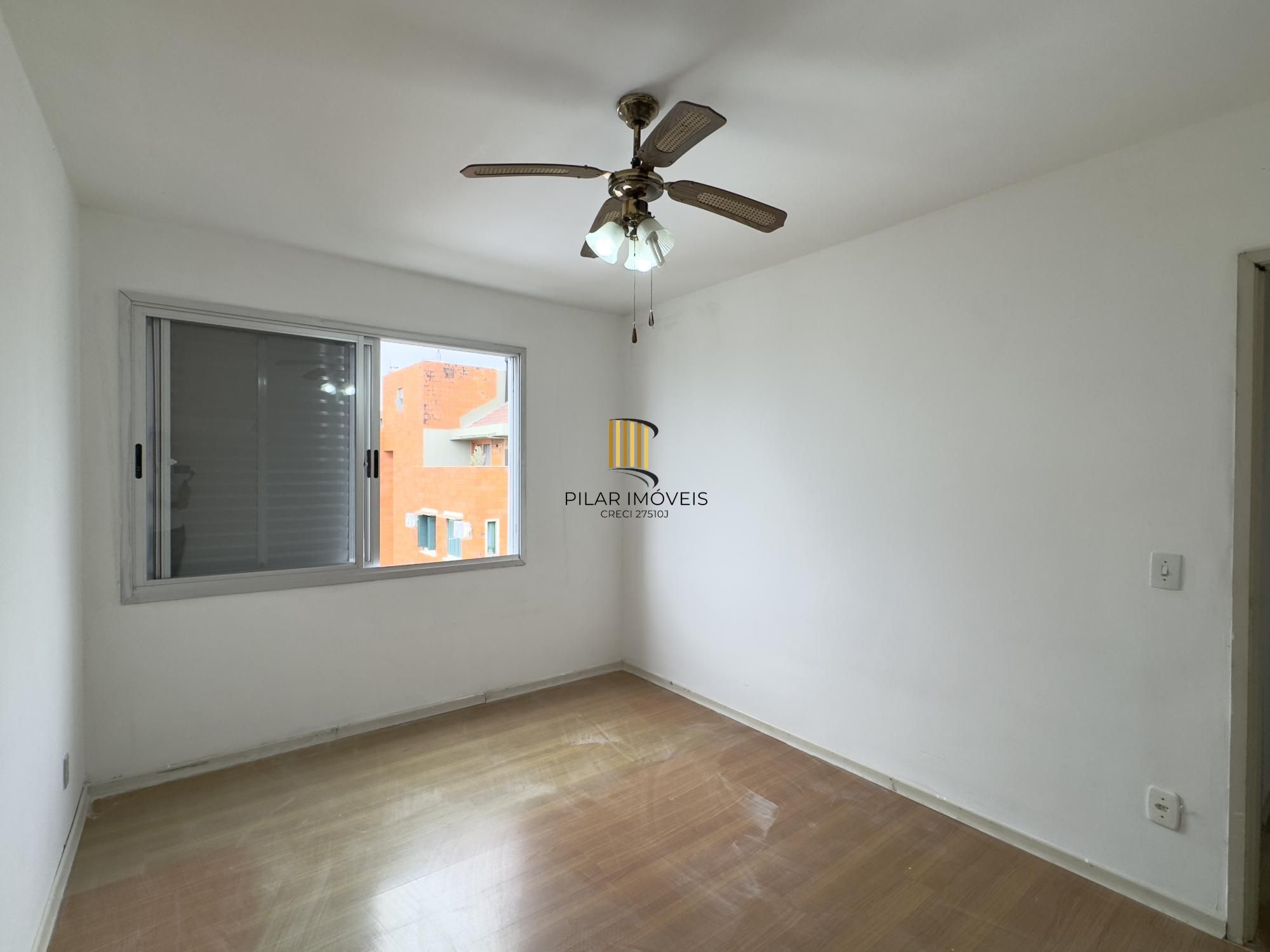 Apartamento 2 dormitório com dependência e vaga de garagem no Centro Histórico