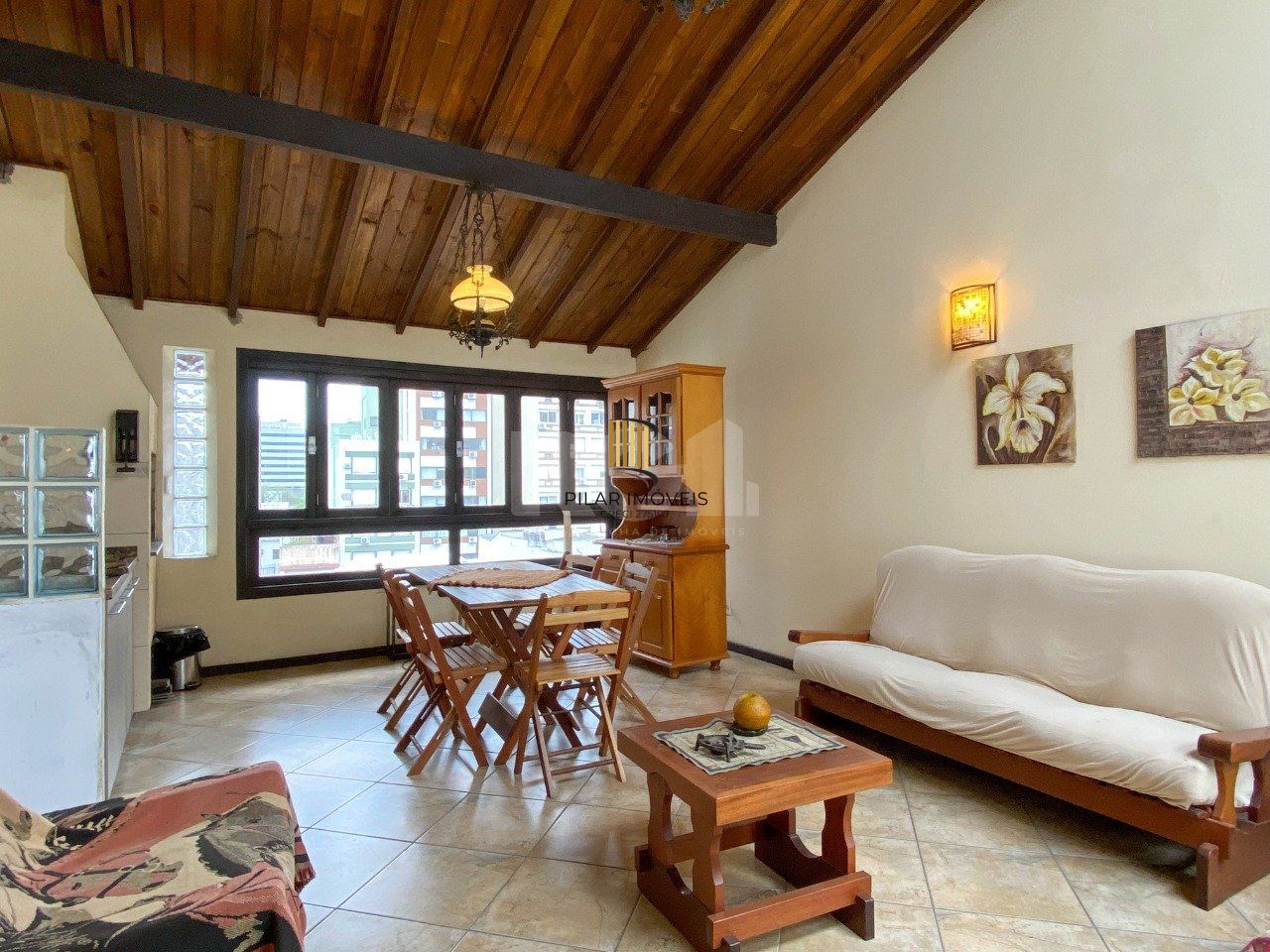 Casa para Venda - 350m², 2 dormitórios, sendo 2 suites, 2 vagas - Centro Histórico - Pilar Imóveis