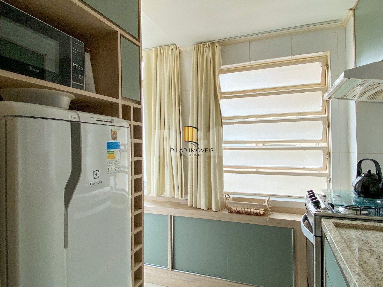Apartamento mobiliado, localizado no Centro Histórico, próximo ao Cais Embarcadero