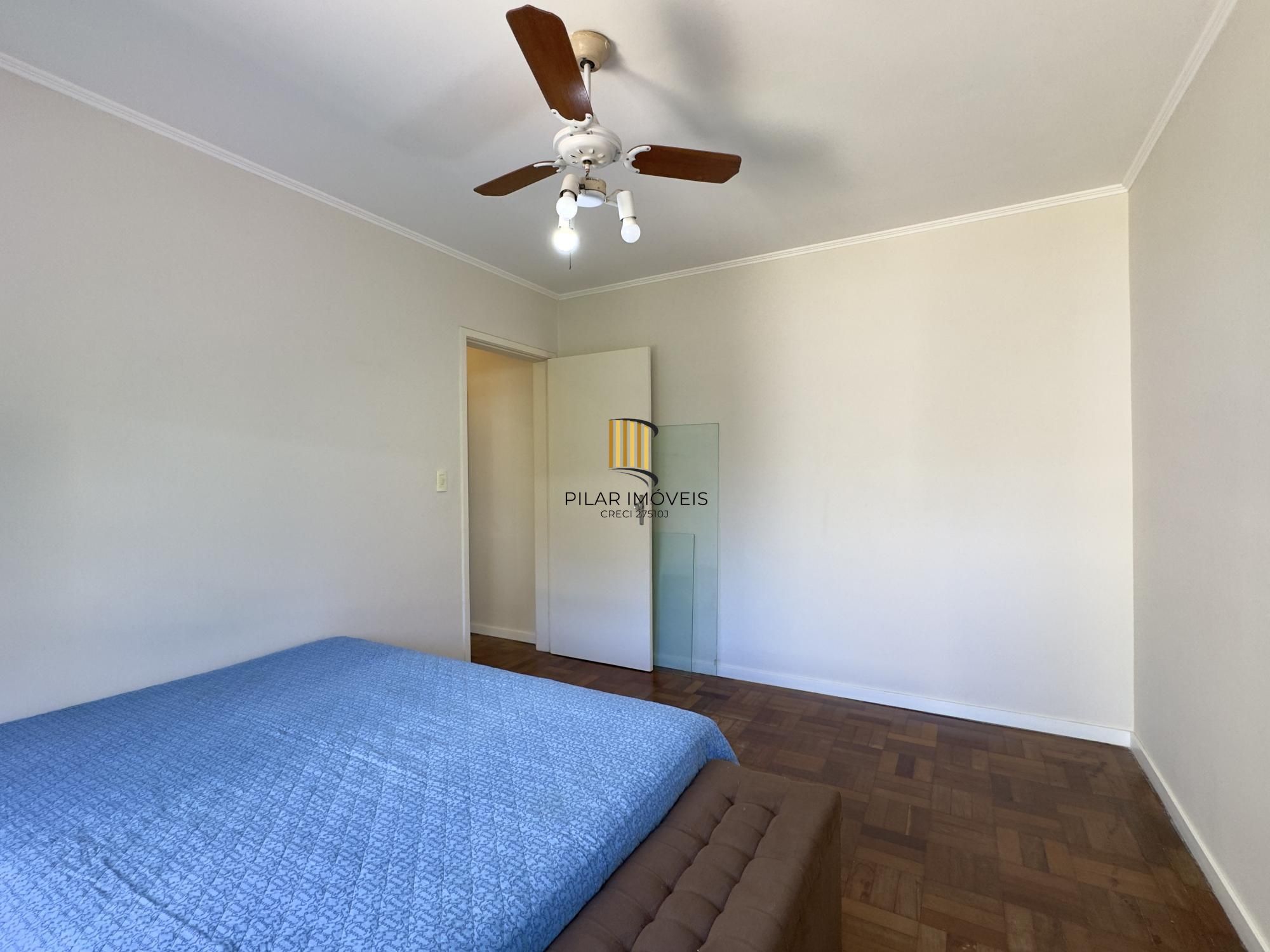 Apartamento 1 dormitório, super amplo, com vaga de garagem no Centro Histórico