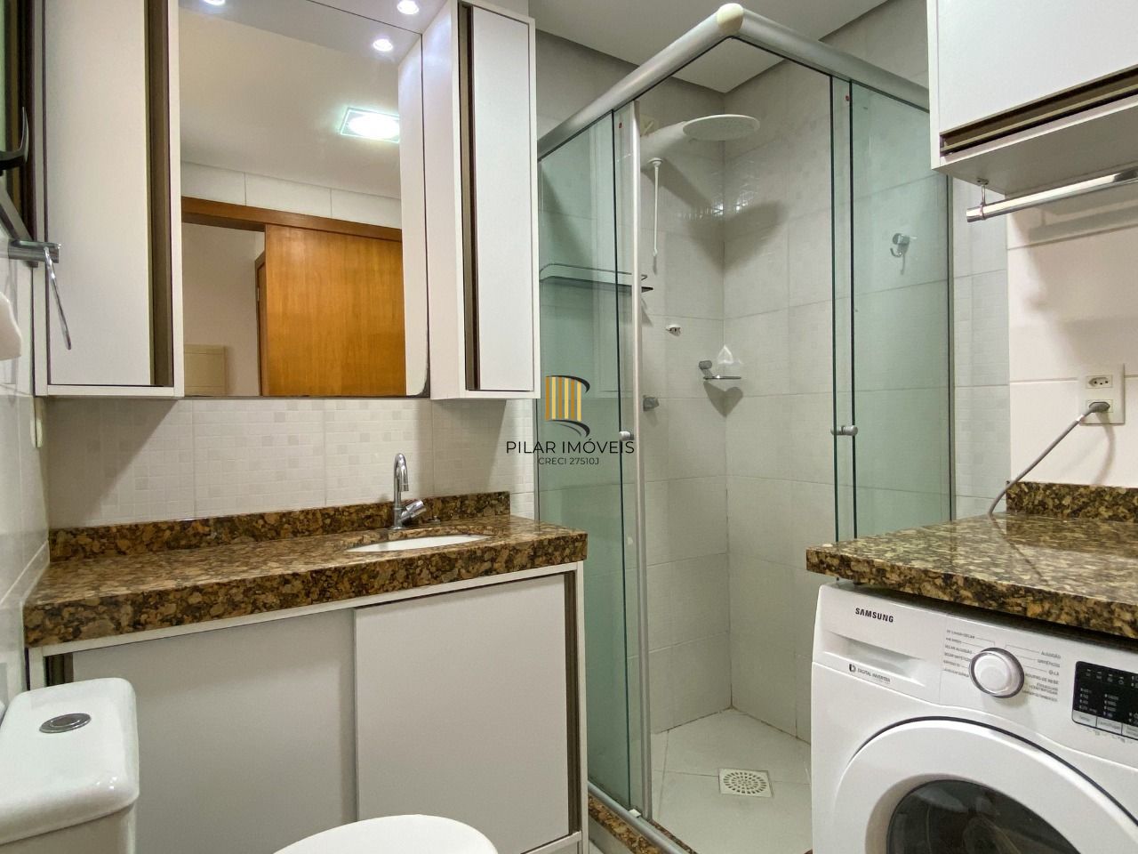 Apartamento mobiliado com vista para o Guaíba no Centro Histórico