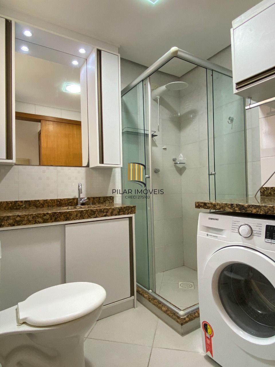 Apartamento mobiliado com vista para o Guaíba no Centro Histórico