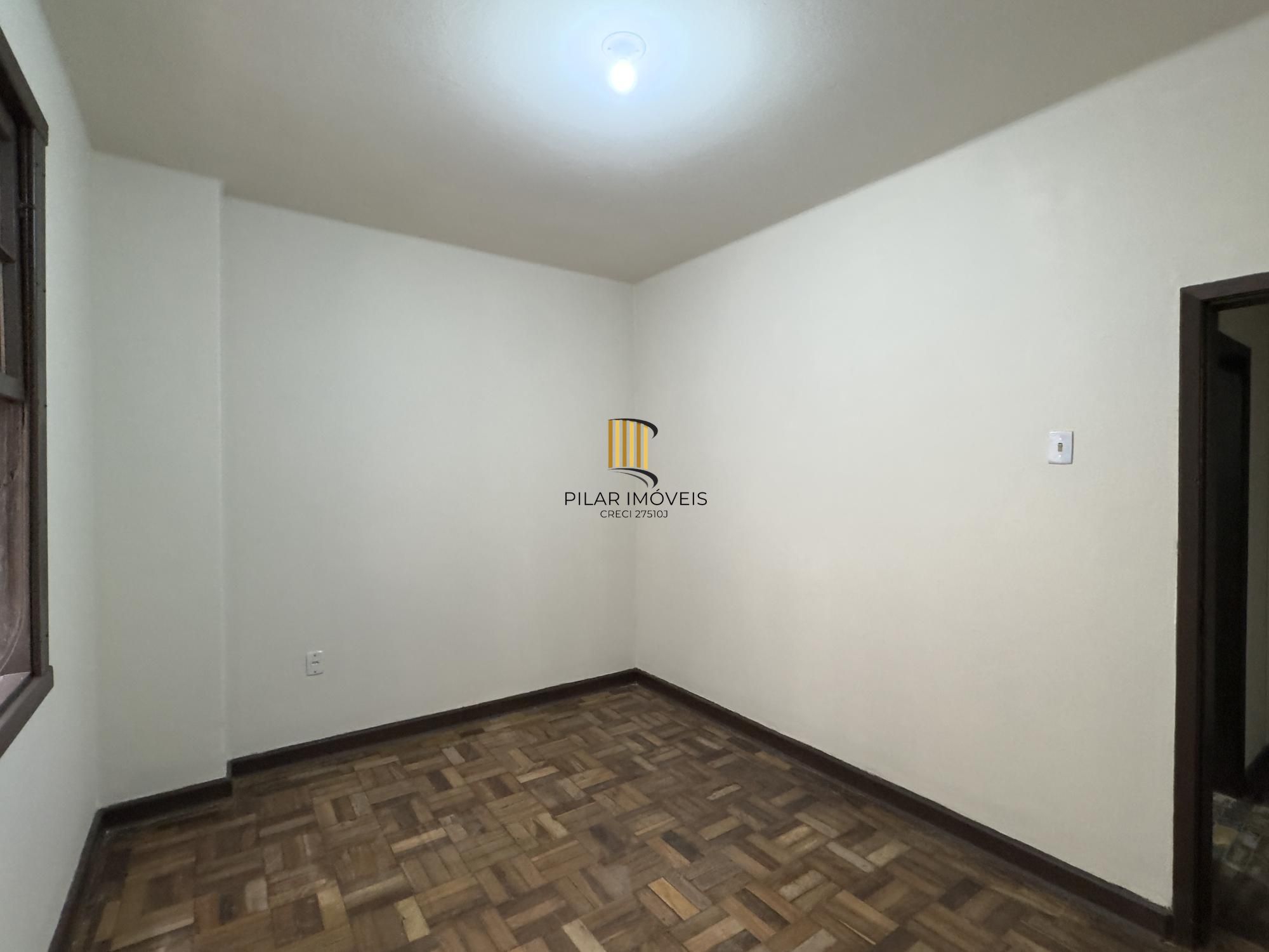 Apartamento de 62m², 2 dormitórios com banheiro auxiliar no Centro Histórico