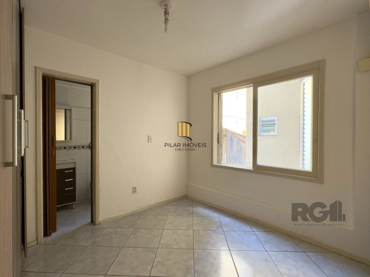 APARTAMENTO 1 DORMITÓRIO
