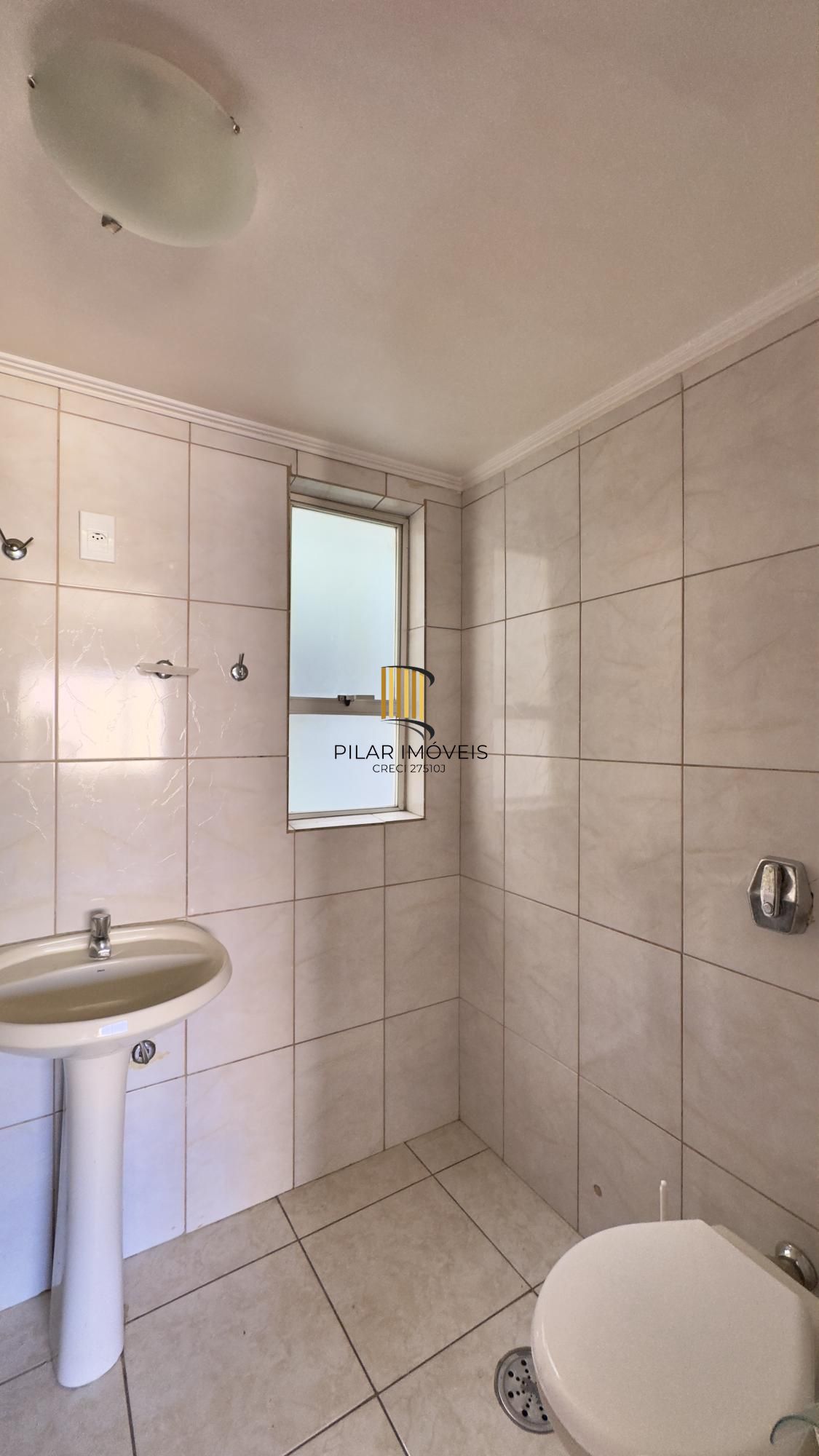 Studio de 37m², com vista definida e cozinha separada próximo à Santa Casa