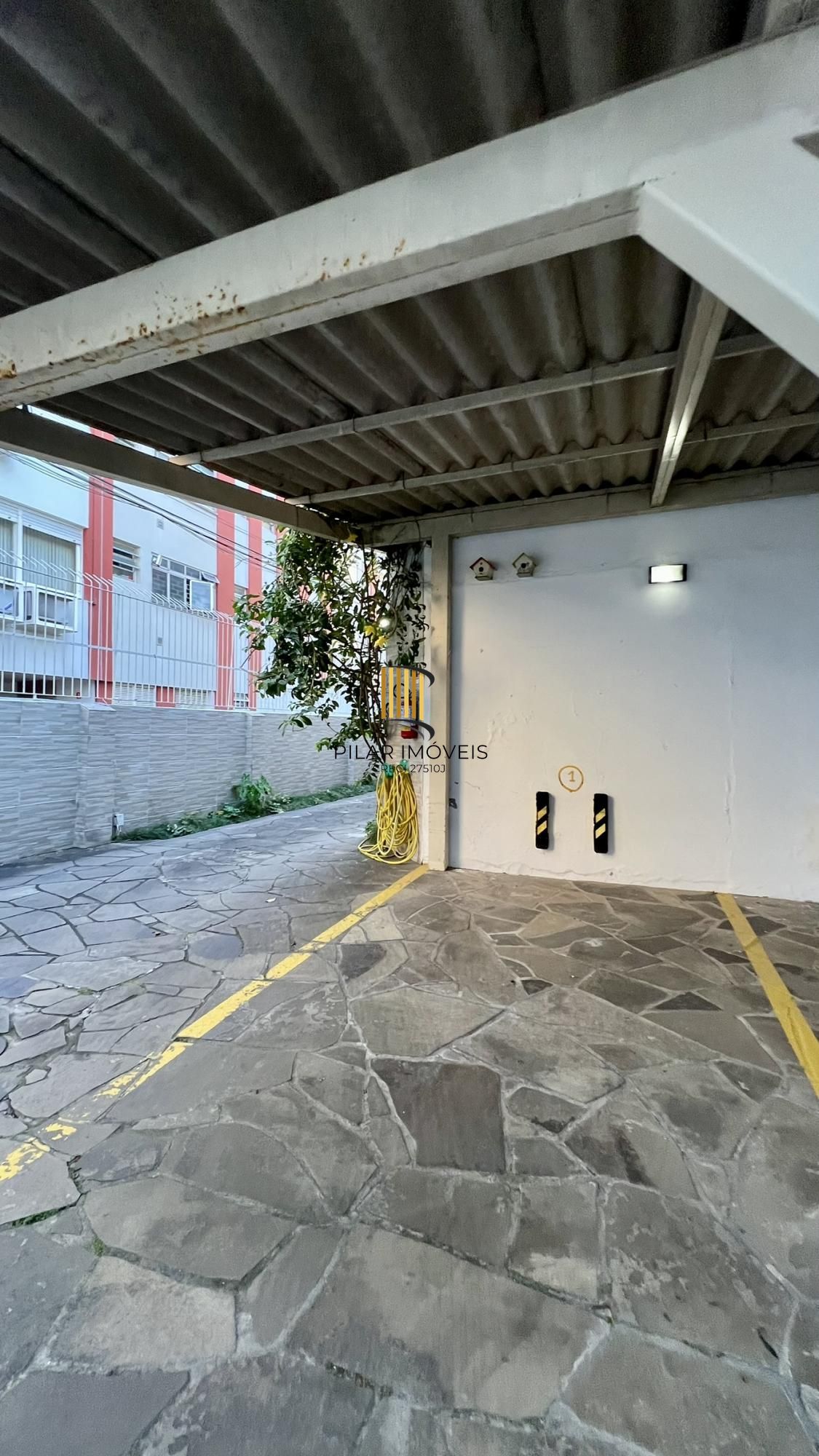 APARTAMENTO 2 DORMITÓRIOS