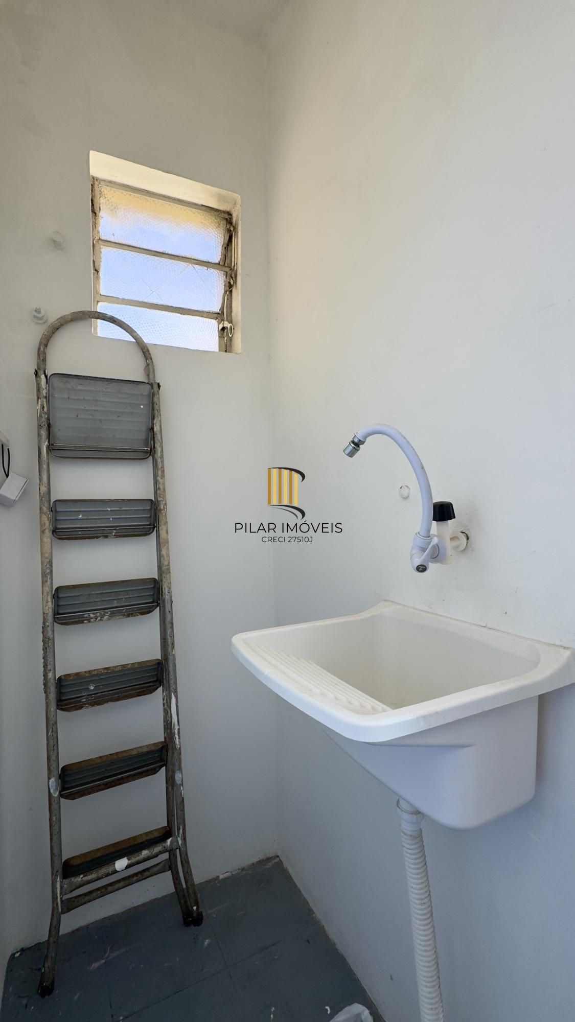 Apartamento 2 dormitórios super silencioso no Centro Histórico