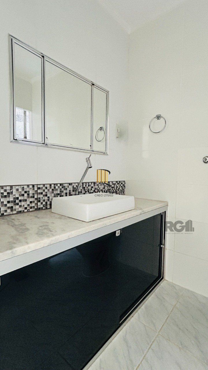 APARTAMENTO GARDEN 3 DORMITÓRIOS COM VAGA DE GARAGEM NO MENINO DEUS