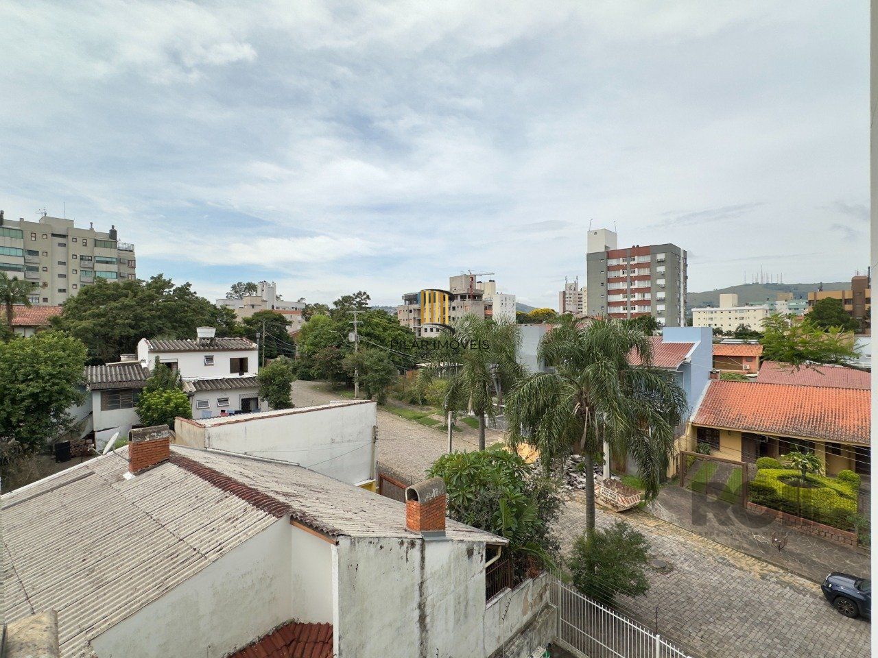 APARTAMENTO 2 DORMITÓRIOS, DE FRENTE, COM VAGA DE GARAGEM NO JARDIM BOTÂNICO