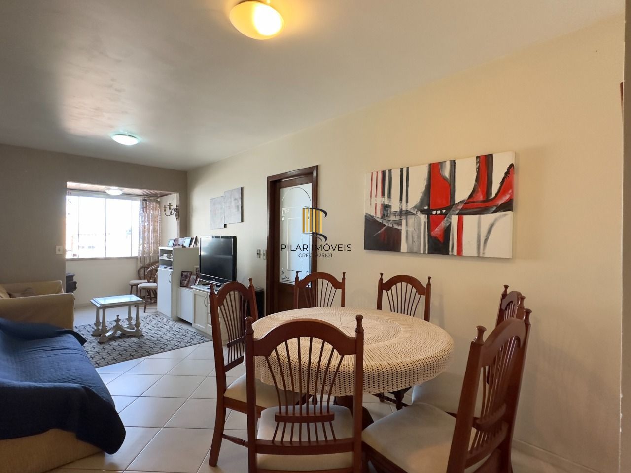 APARTAMENTO 2 DORMITÓRIOS COM LAVABO E VISTA DEFINIDA NO CENTRO HISTÓRICO