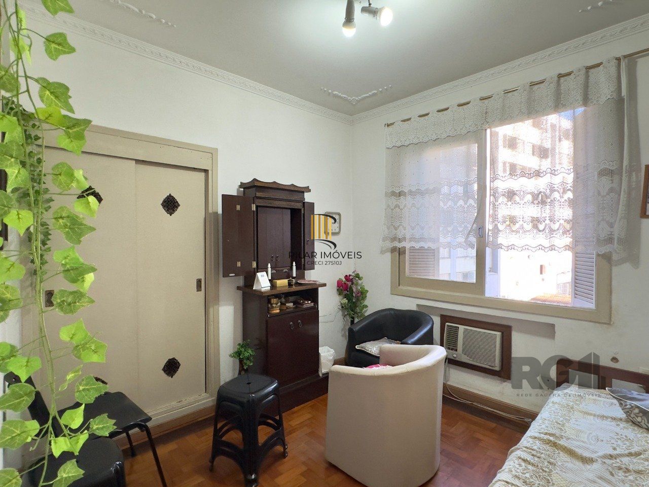 APARTAMENTO 3 DORMITÓRIOS DE 99M², COM SACADA, EM FRENTE À SANTA CASA NO CENTRO HISTÓRICO