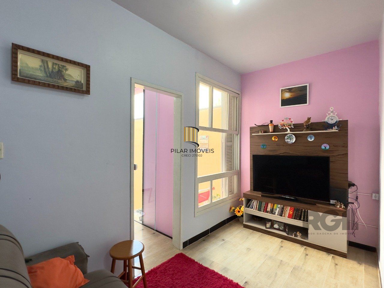 APARTAMENTO 1 DORMITÓRIO COM PÁTIO, DE FRENTE, PRÓXIMO À ORLA DO GUAÍBA NO CENTRO HISTÓRICO - Pilar Imóveis