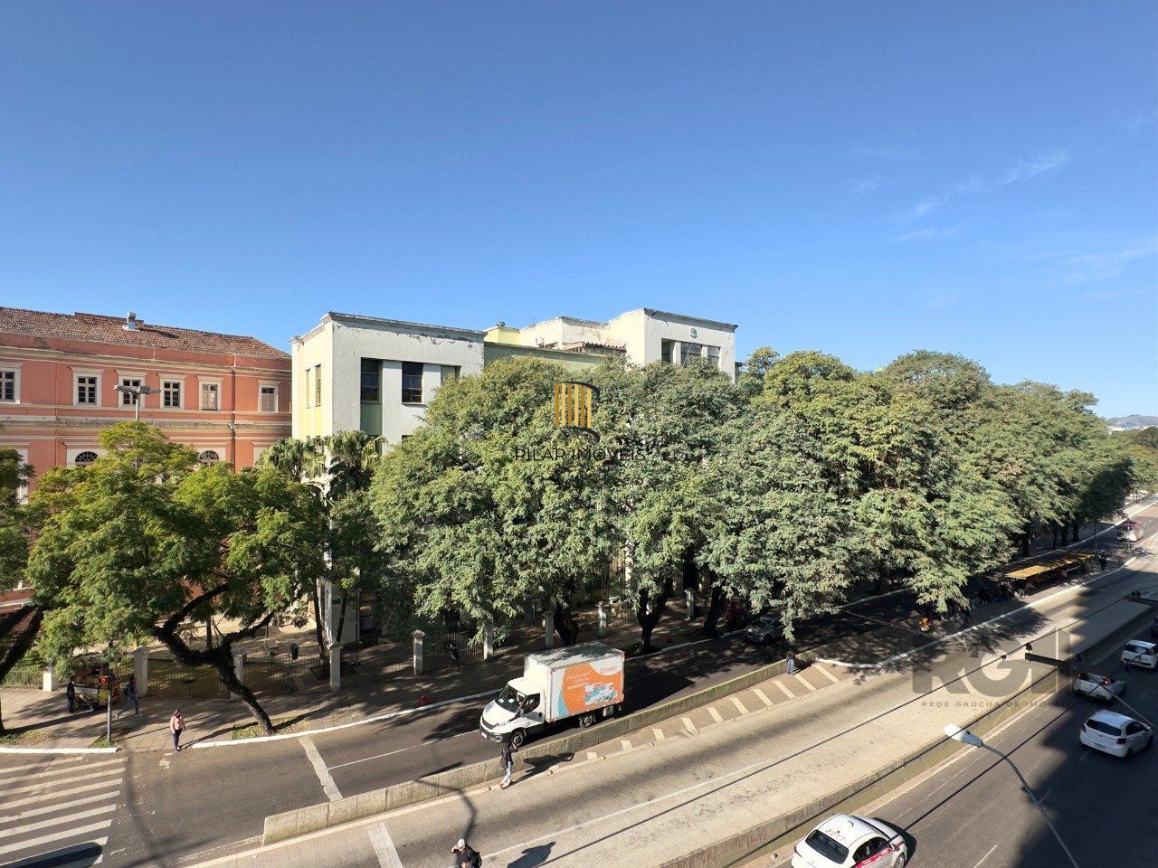 APARTAMENTO 3 DORMITÓRIOS DE 99M², COM SACADA, EM FRENTE À SANTA CASA NO CENTRO HISTÓRICO