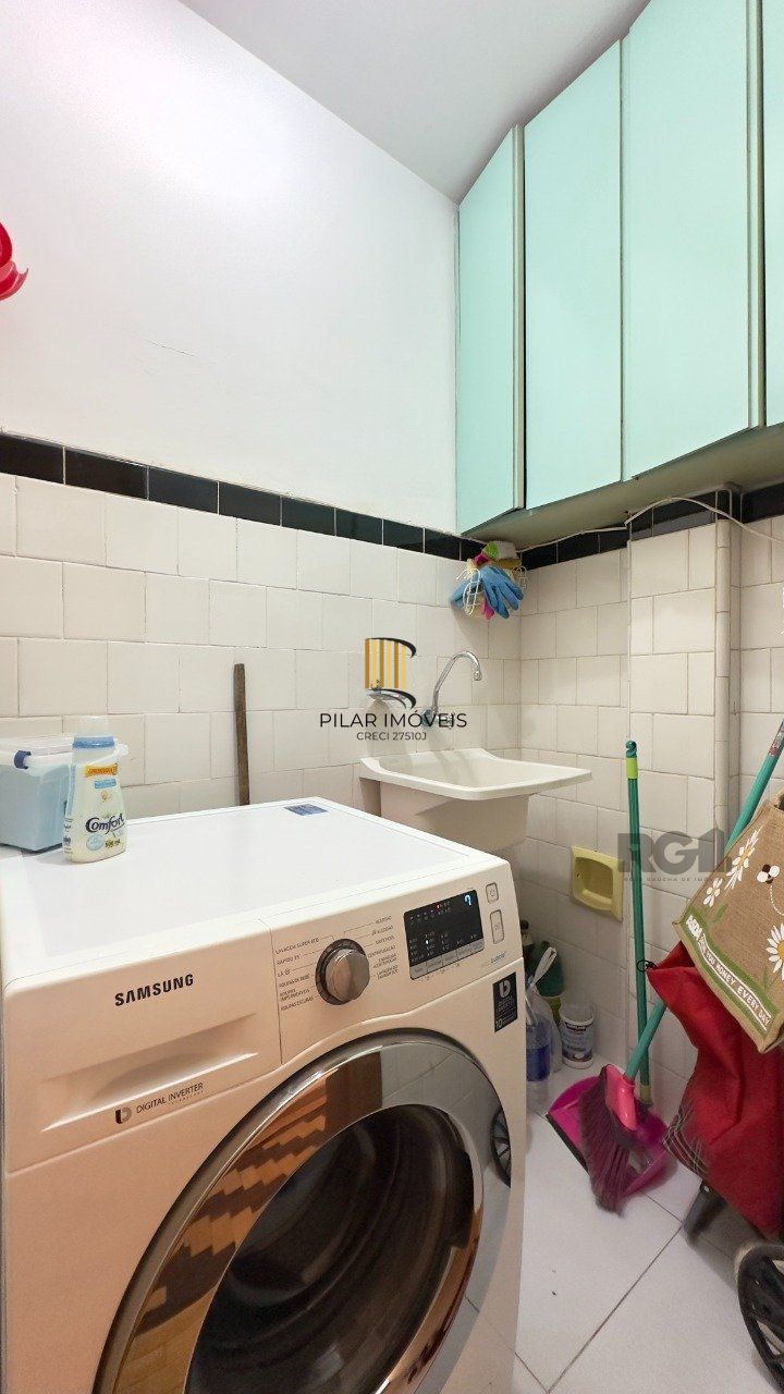APARTAMENTO 3 DORMITÓRIOS, DE FRENTE E REFORMADO, NO CENTRO HISTÓRICO