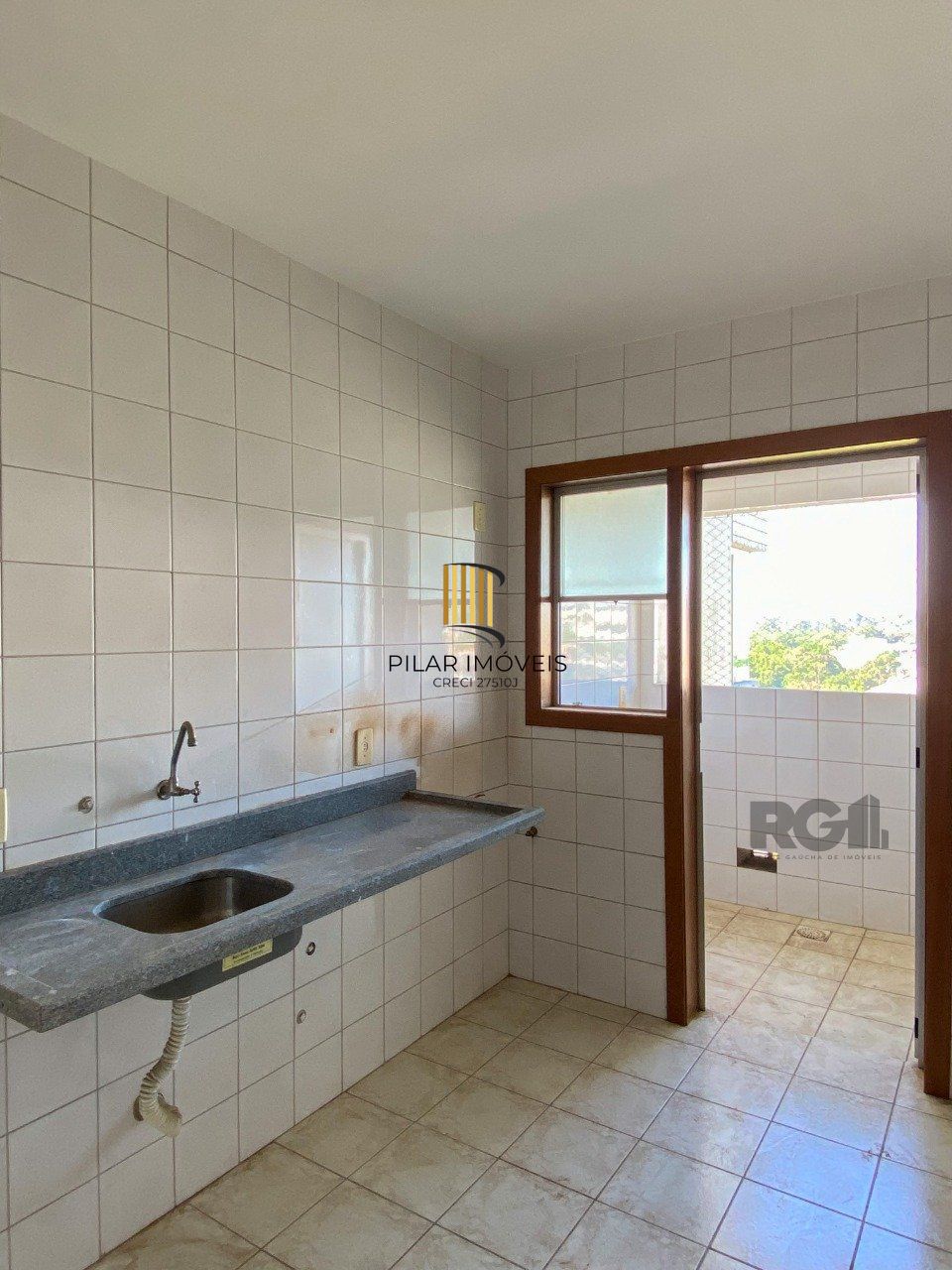 Apartamento 2 dormitórios no bairro Cavalhada