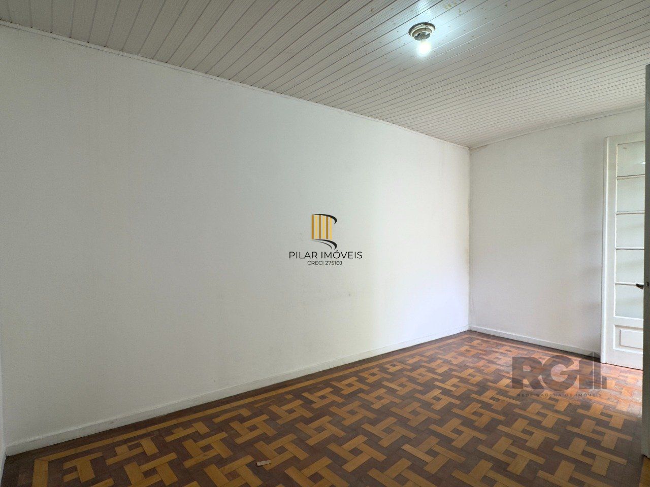 APARTAMENTO 2 DORMITÓRIOS AMPLO NO CENTRO HISTÓRICO