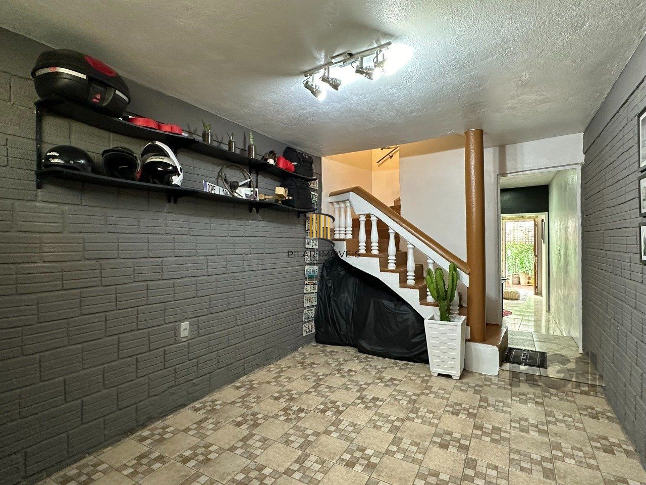 CASA TOTALMENTE REFORMADA EM ÓTIMA LOCALIZAÇÃO NO CENTRO HISTÓRICO