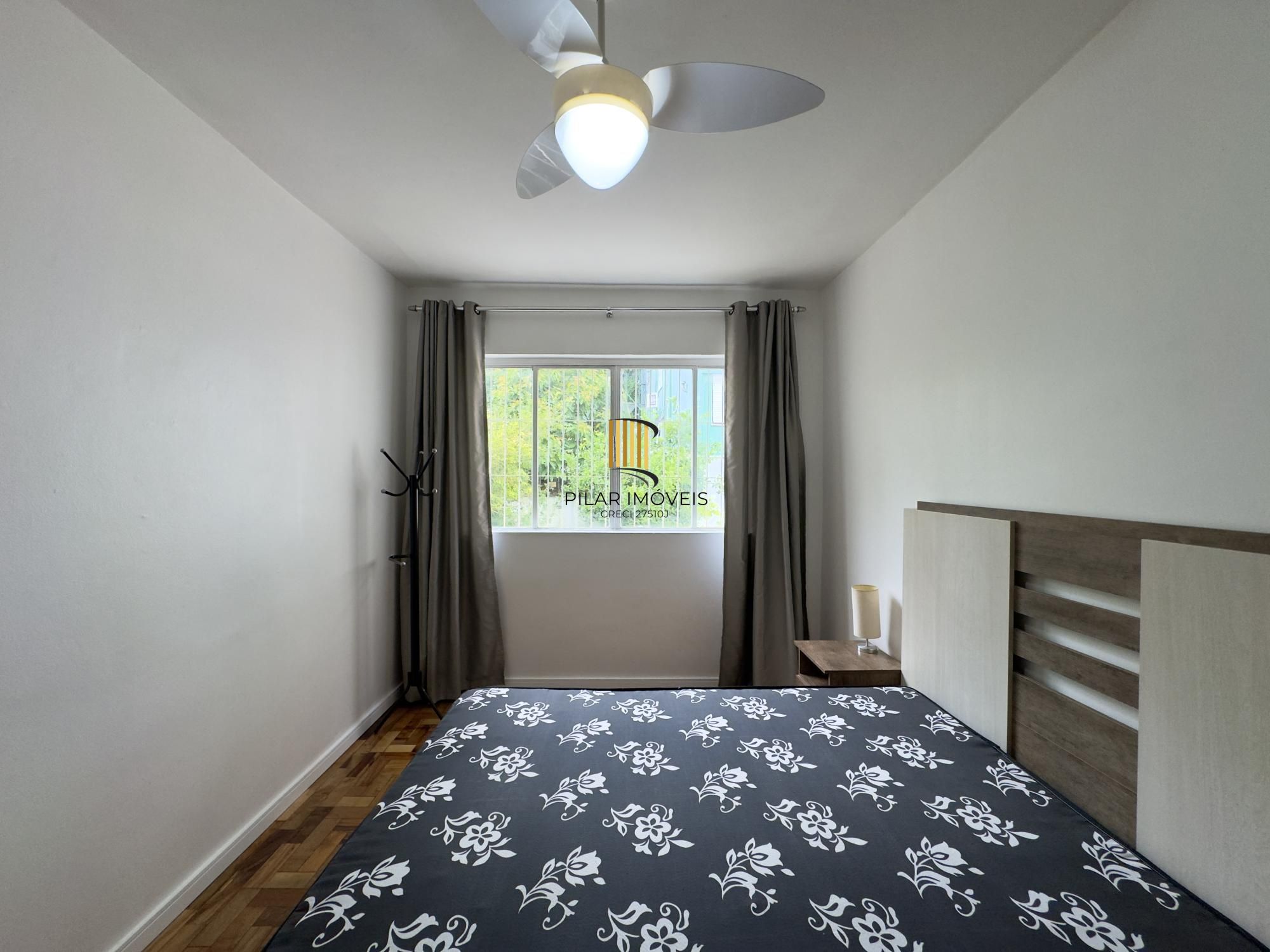 Apartamento de 3 dormitórios, super amplo e bem iluminado no Centro Histórico