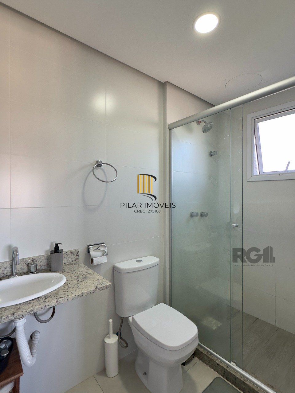 APARTAMENTO 2 DORMITÓRIOS COM SUÍTE E VAGA DE GARAGEM PRÓXIMO À PUCRS