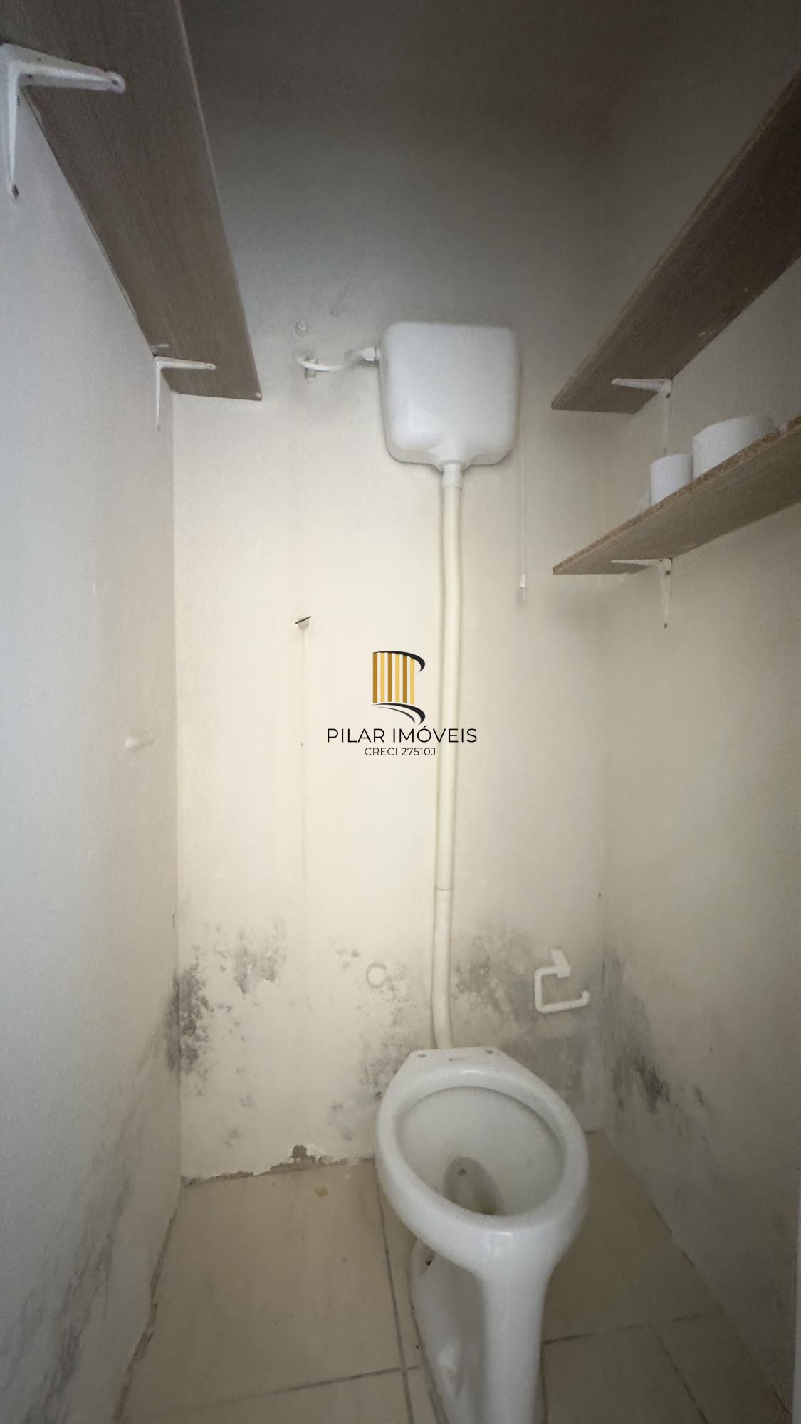 Apartamento de 62m², 2 dormitórios com banheiro auxiliar no Centro Histórico