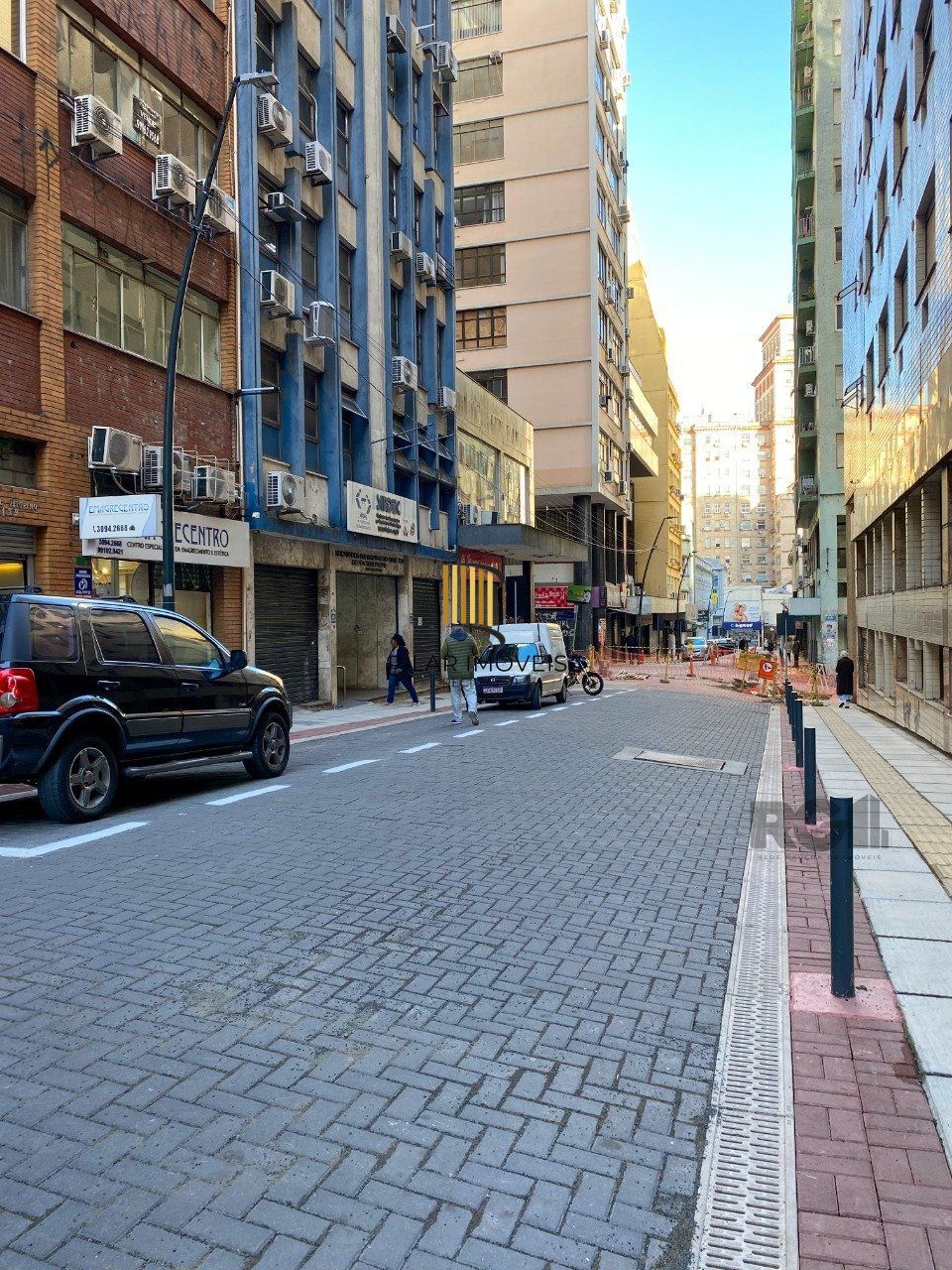 APARTAMENTO DE FRENTE  PRONTO PARA USO - CENTRO HISTÓRICO