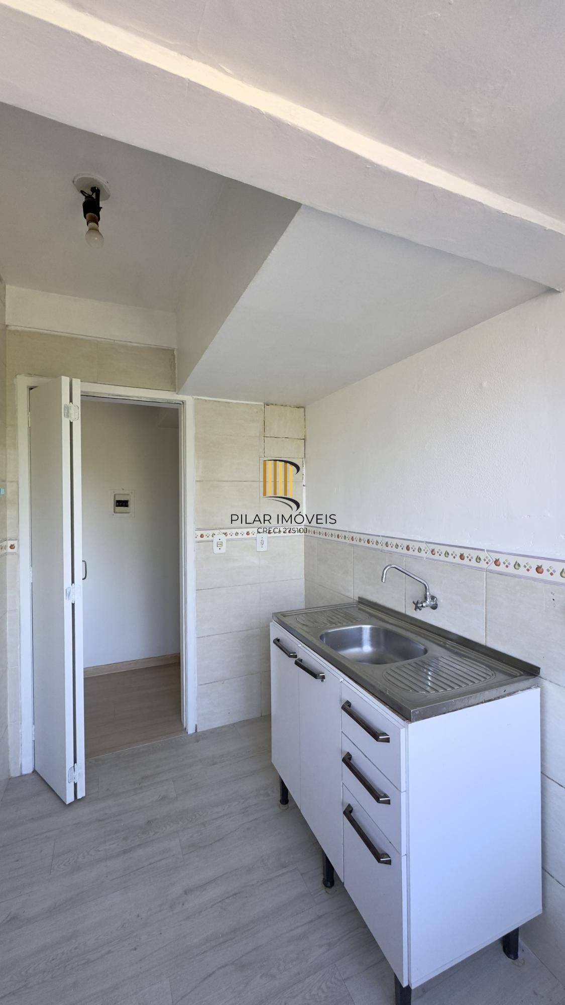 APARTAMENTO 1 DORMITÓRIO, DE FRENTE, PRÓXIMO AO PÓLO JURÍDICO DE PORTO ALEGRE