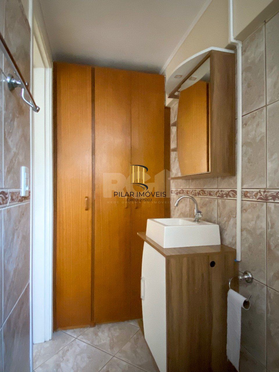 Apartamento 1 dormitório, em prédio com portaria, próximo à Usina do Gasômetro