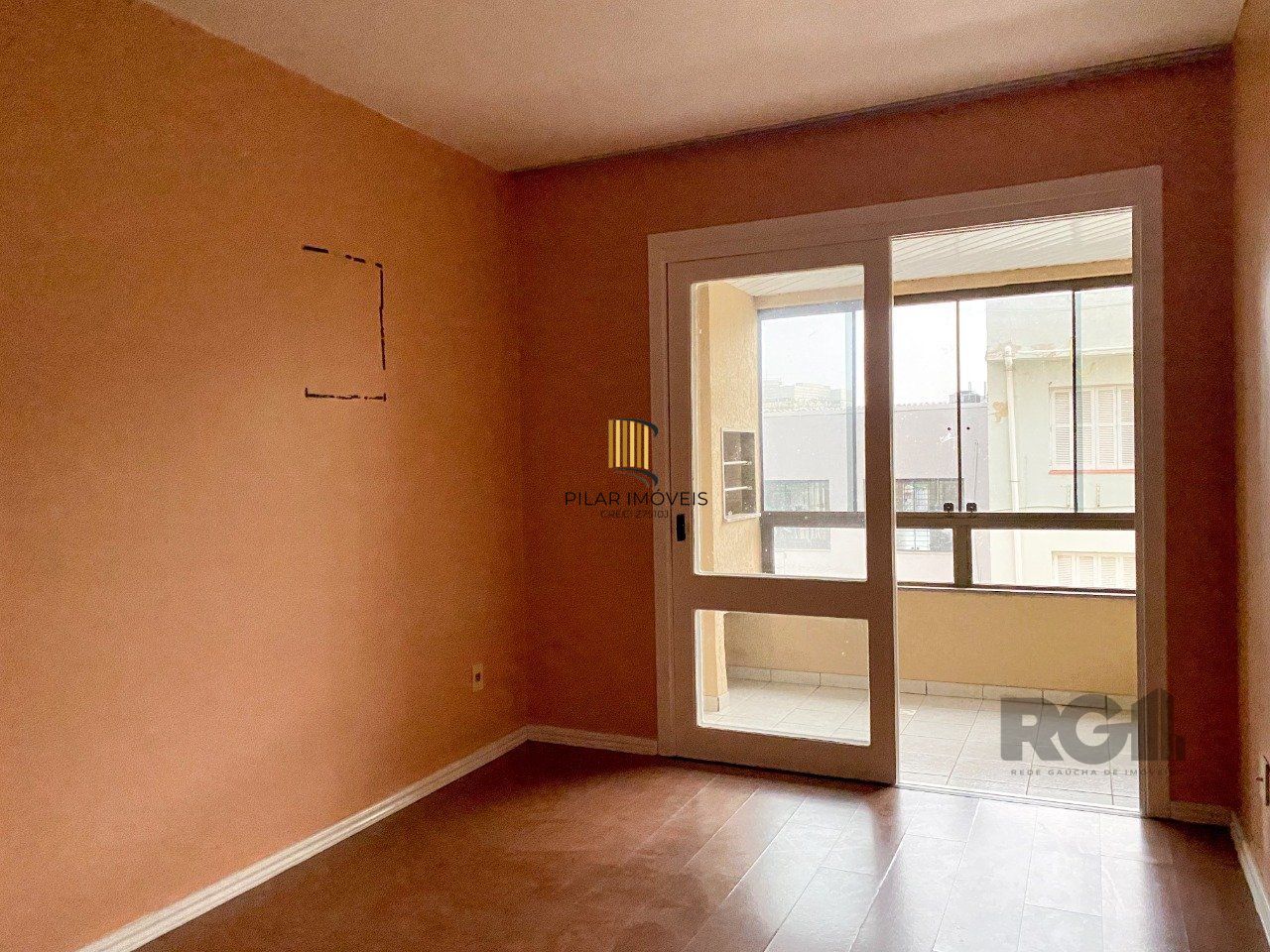 Apartamento com sacada, churrasqueira e vaga de garagem no Centro Histórico - Pilar Imóveis