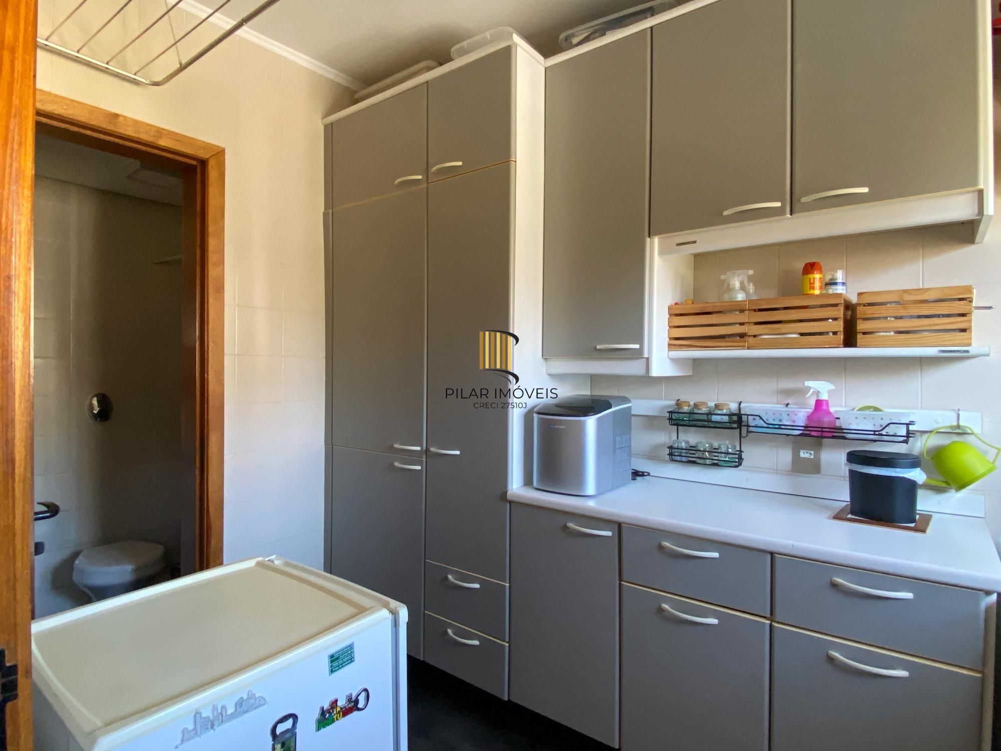 Apartamento 3 dormitório, 2 vagas e depósito a poucos metros do Parcão