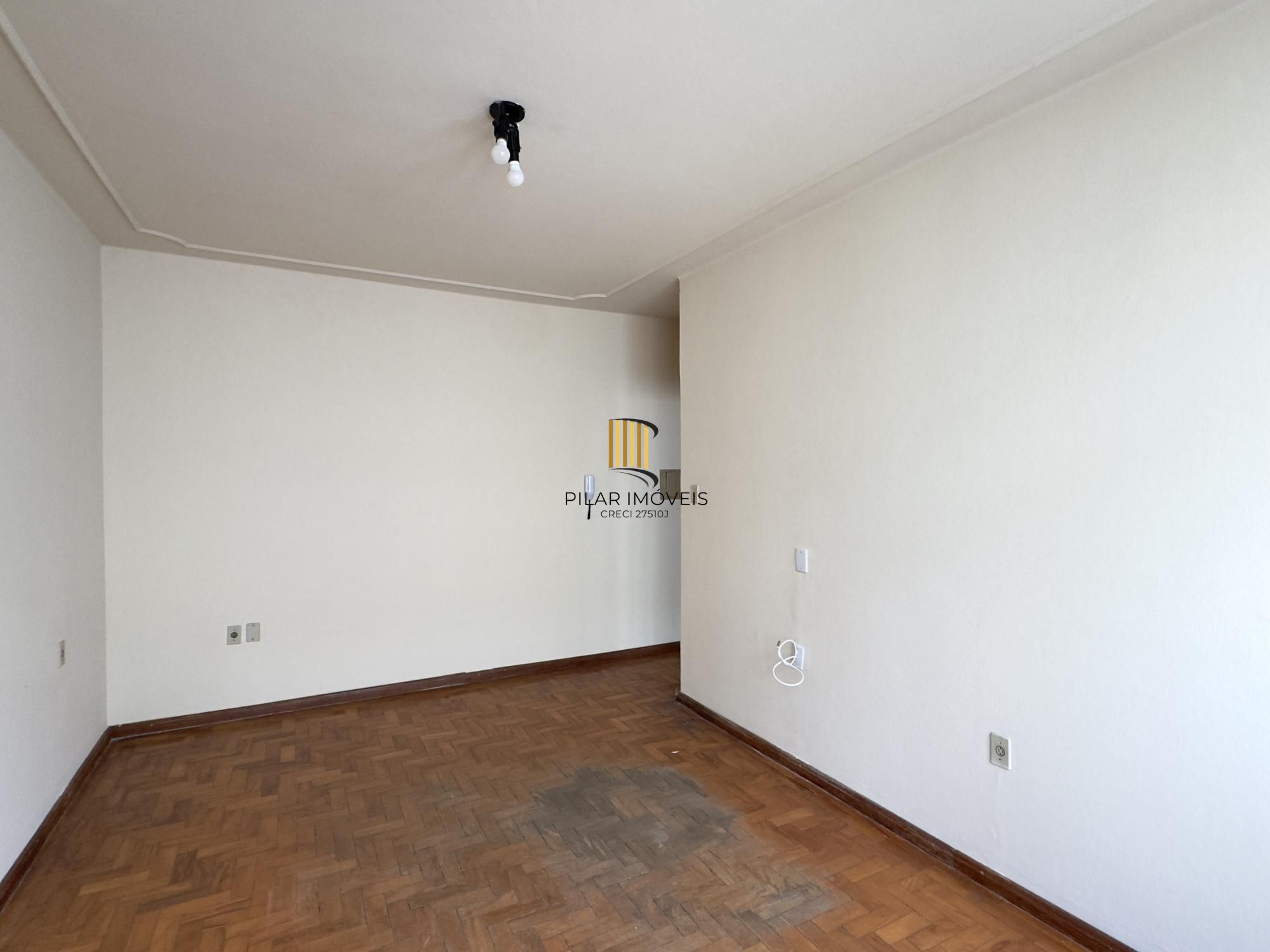 APARTAMENTO 2 DORMITÓRIOS COM PEÇAS AMPLAS NO BAIRRO PRAIA DE BELAS