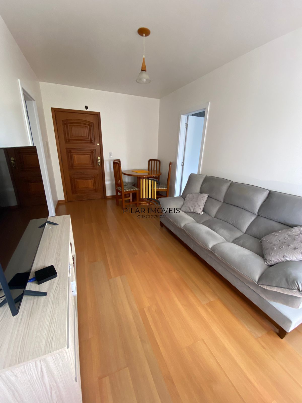 APARTAMENTO 2 DORMITÓRIOS E COM VAGA DE GARAGEM NO JARDIM BOTÂNICO