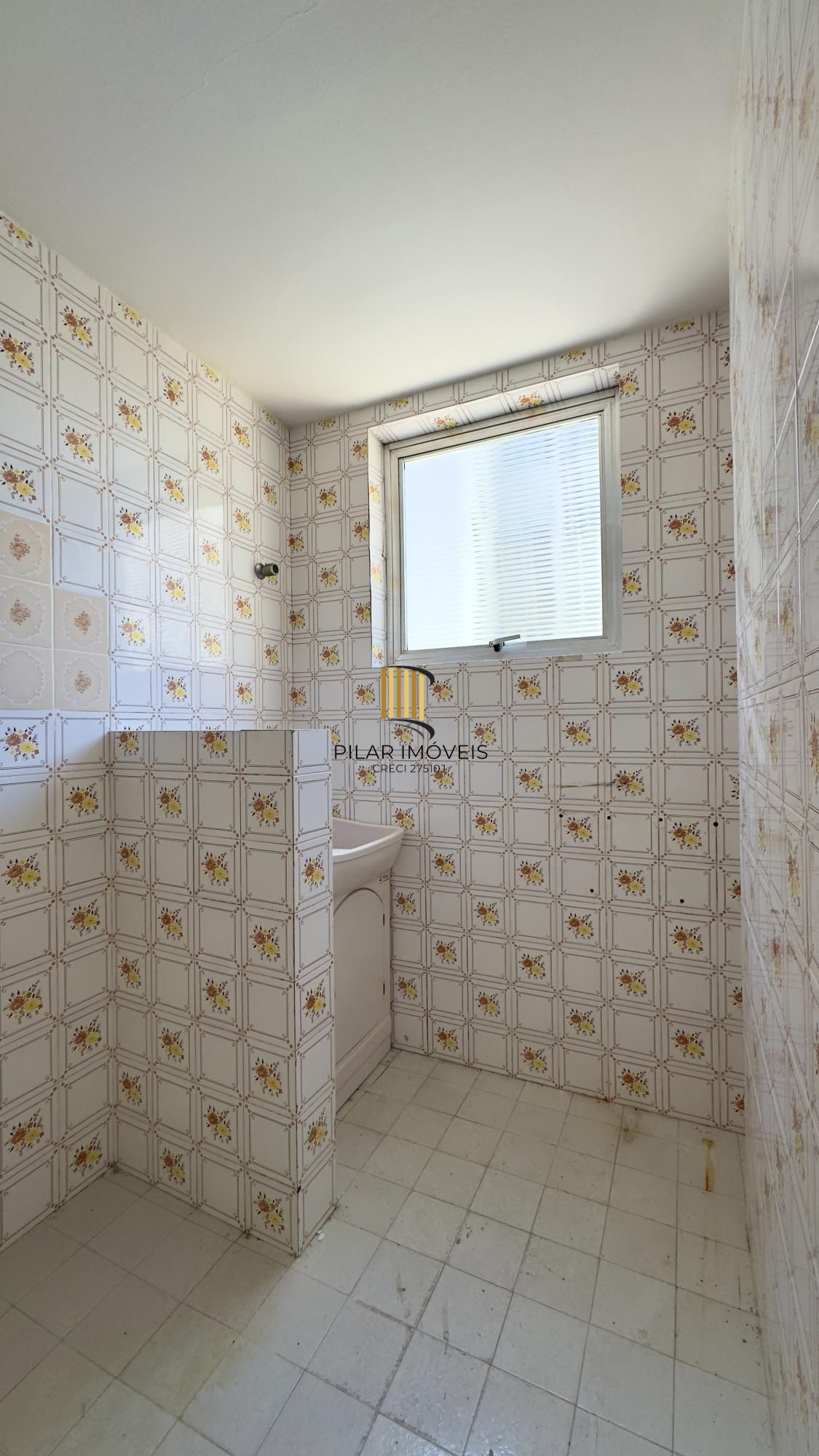 Studio com 28m² super bem iluminado, em ótima localização no Centro Histórico