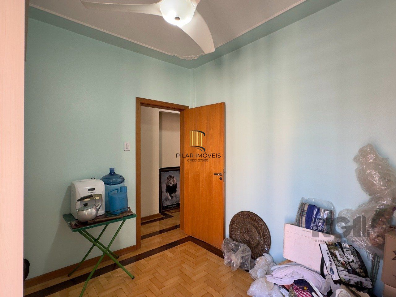 APARTAMENTO 3 DORMITÓRIOS, DE FRENTE E REFORMADO, NO CENTRO HISTÓRICO