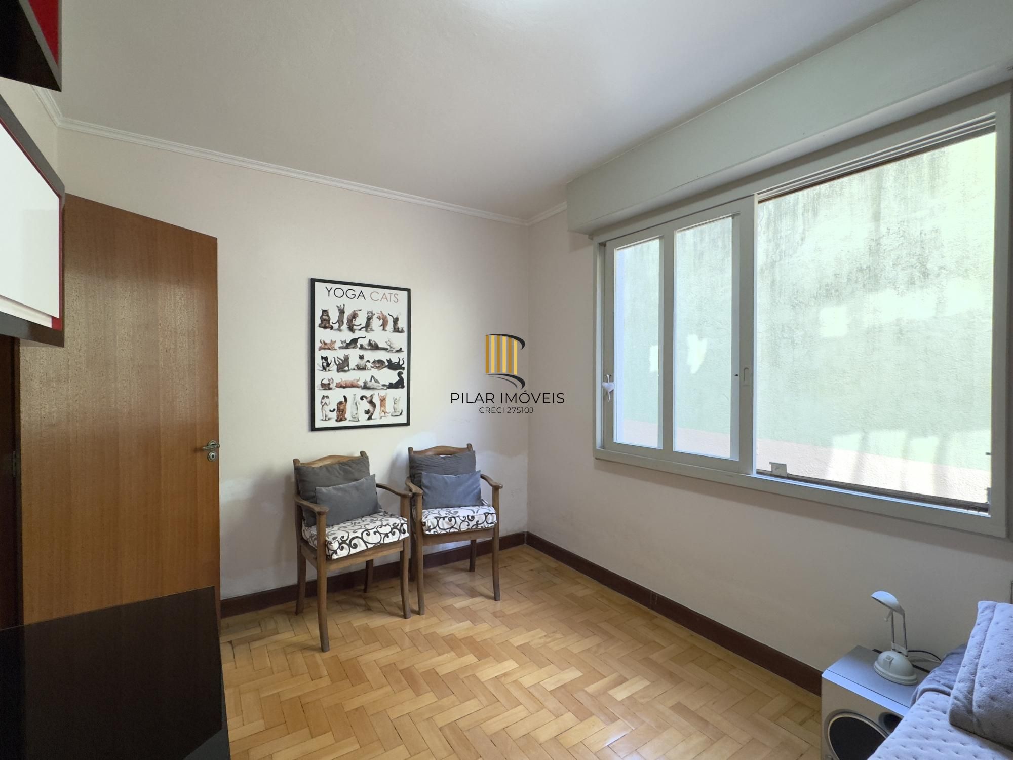 APARTAMENTO 2 DORMITÓRIOS SUPER CHARMOSO NO BAIRRO CENTRO HISTÓRICO