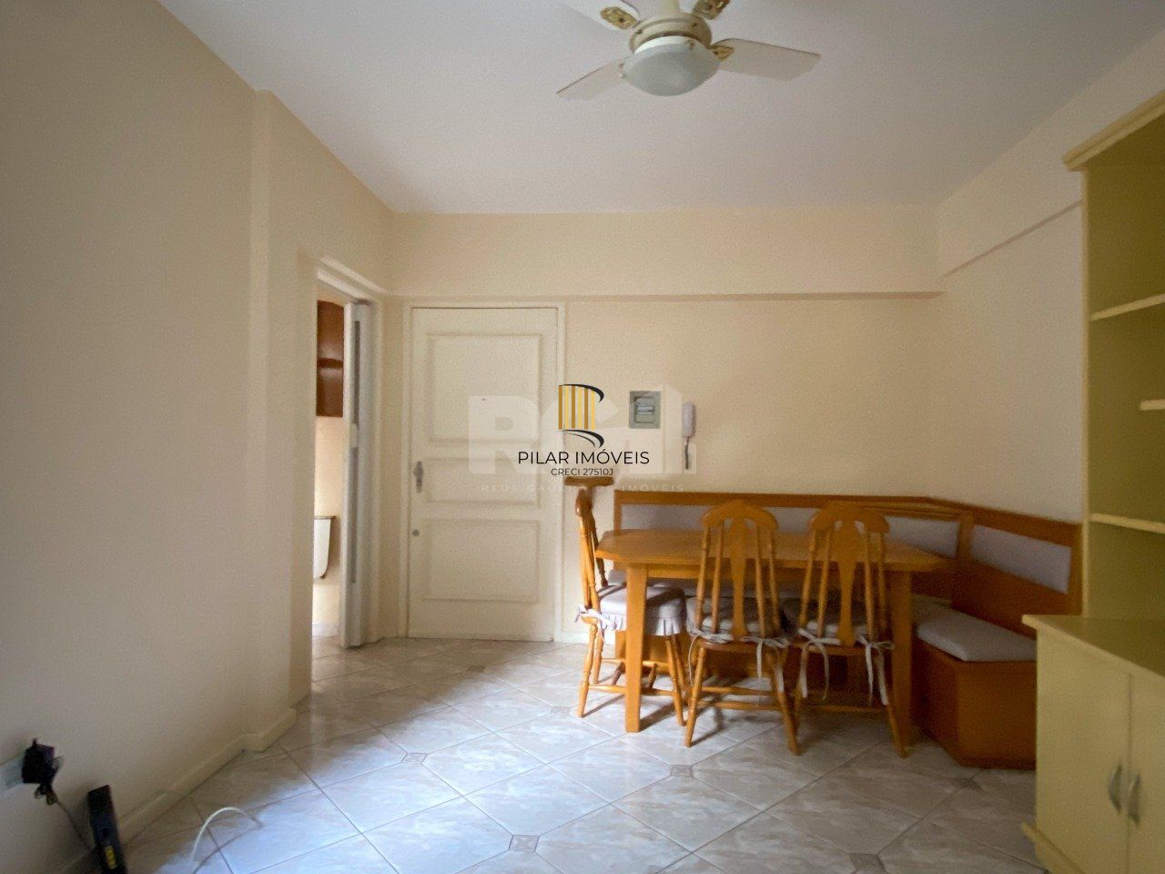 Apartamento 1 dormitório, em prédio com portaria, próximo à Usina do Gasômetro