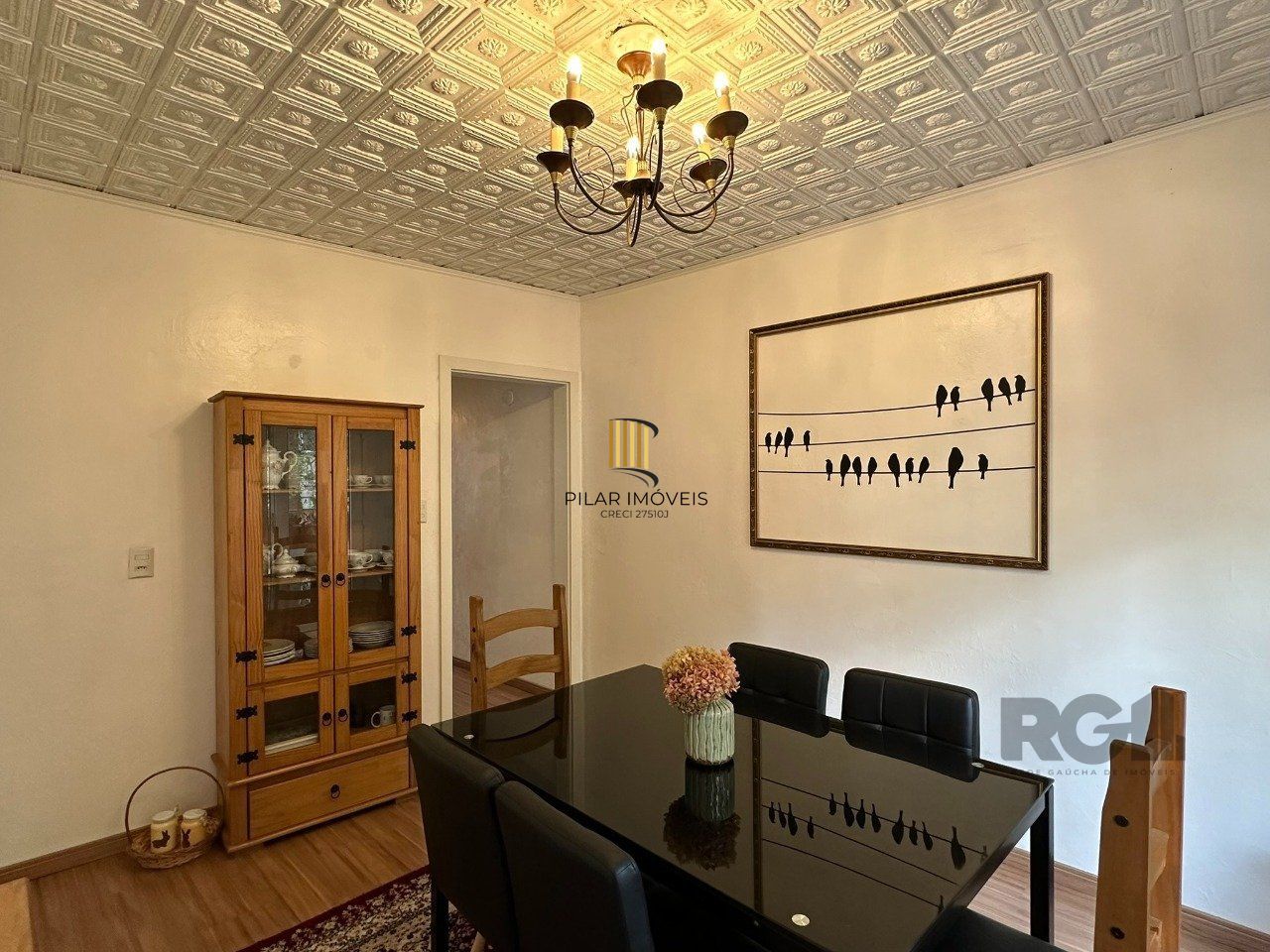 CASA TOTALMENTE REFORMADA EM ÓTIMA LOCALIZAÇÃO NO CENTRO HISTÓRICO