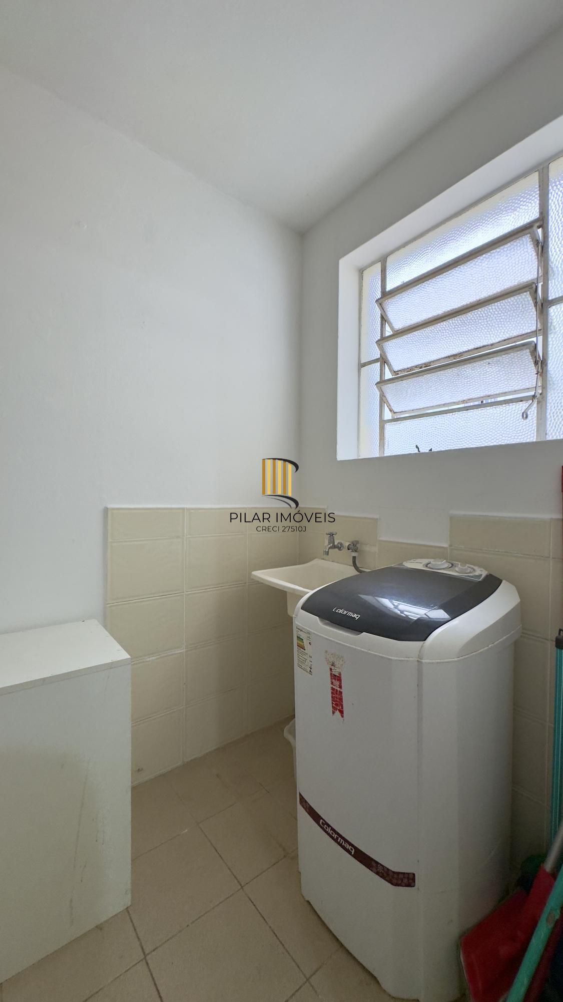 Apartamento de 3 dormitórios, super amplo e bem iluminado no Centro Histórico