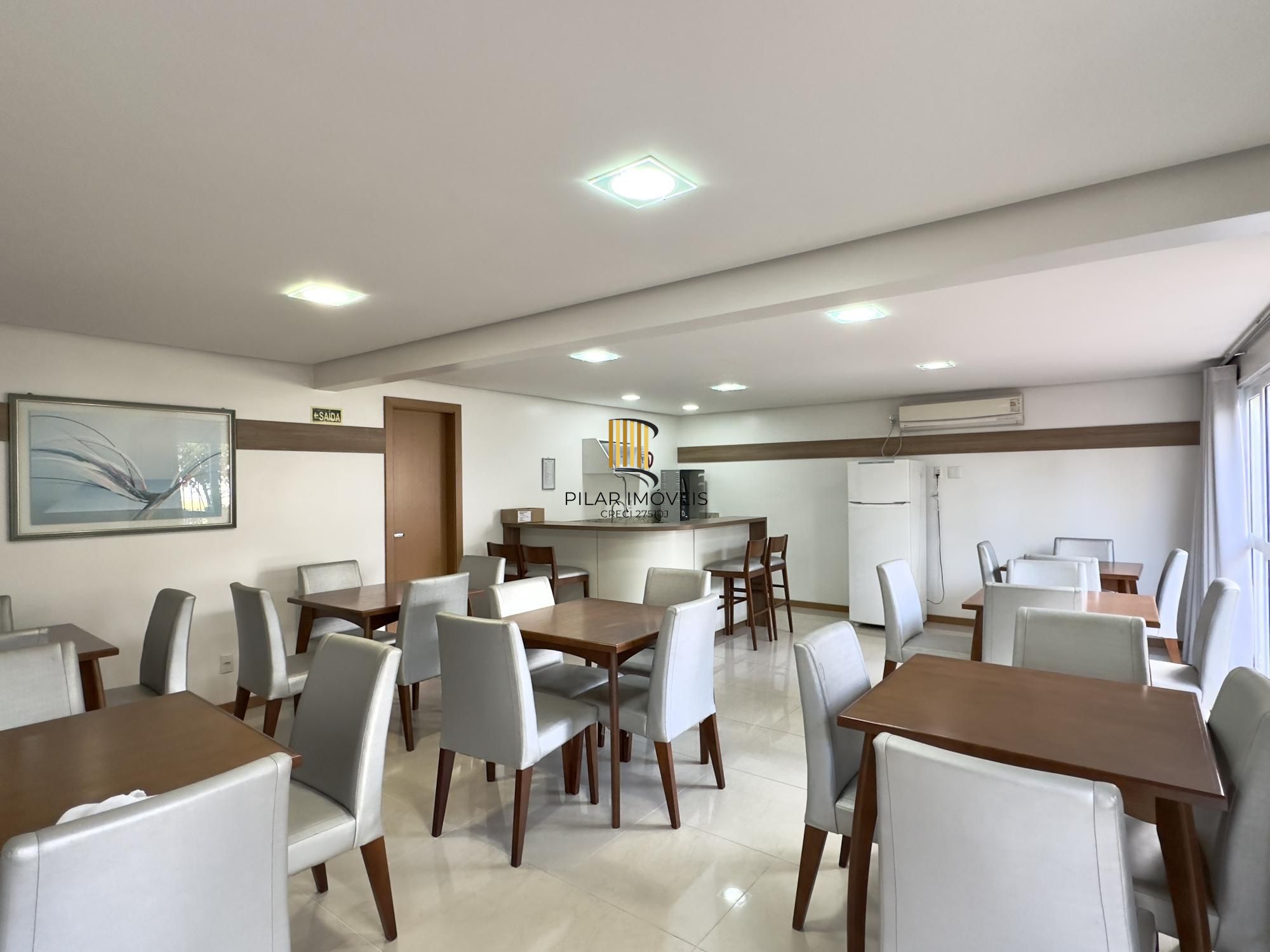 APARTAMENTO DE 2 DORMITÓRIOS, SENDO 1 SUÍTE E 2 VAGAS DE GARAGEM