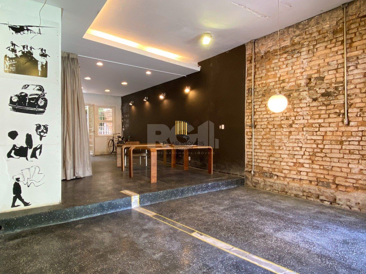 Casa Comercial para Venda - 60m², 0 dormitórios, Centro Histórico