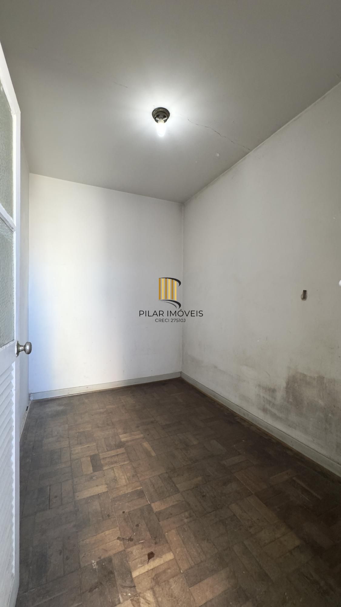 APARTAMENTO 3 DORMITÓRIOS COM LINDA VISTA DA CATEDRAL NO CENTRO HISTÓRICO