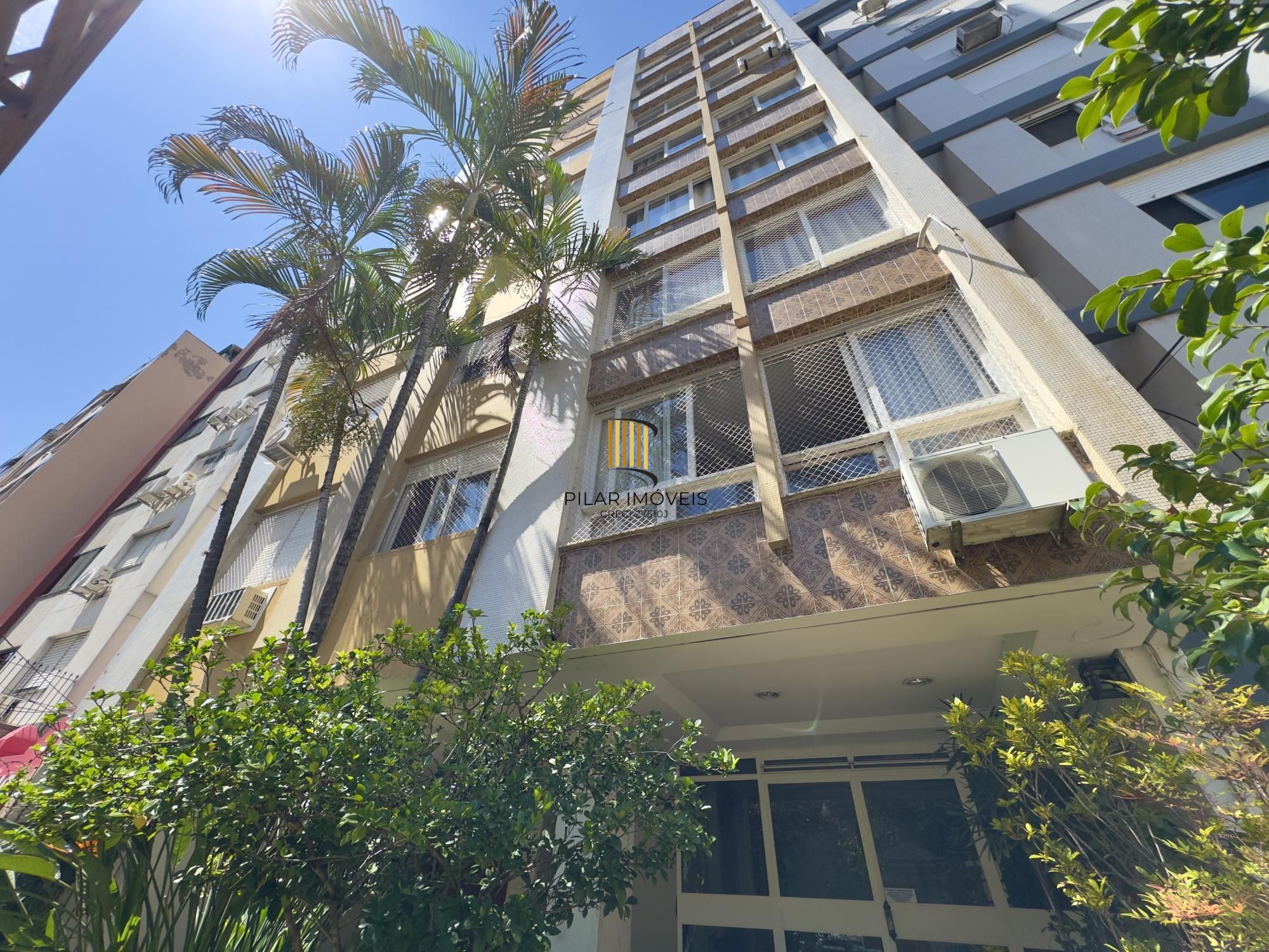 Apartamento 1 dormitório, super amplo, com vaga de garagem no Centro Histórico