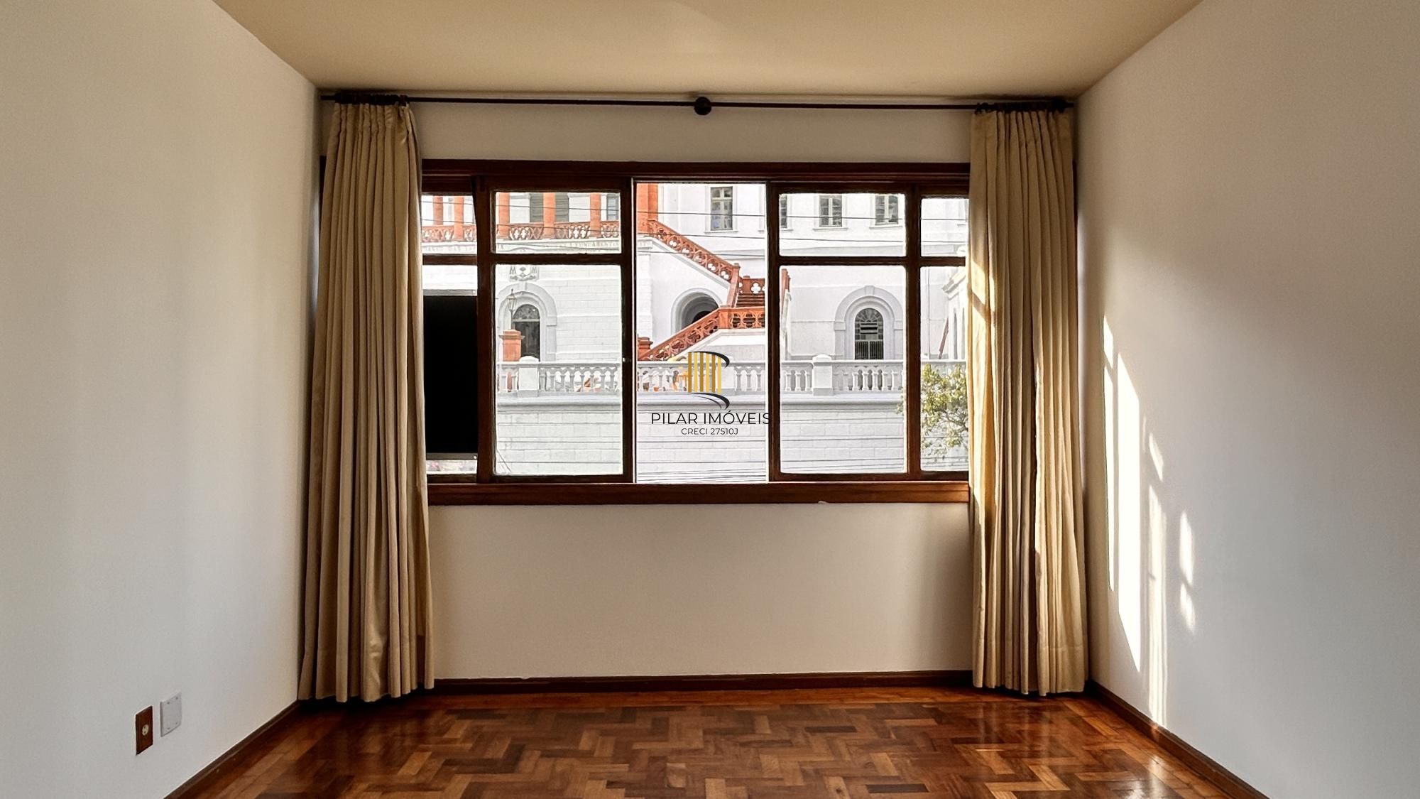 Apartamento 3 dormitórios no bairro Centro Histórico