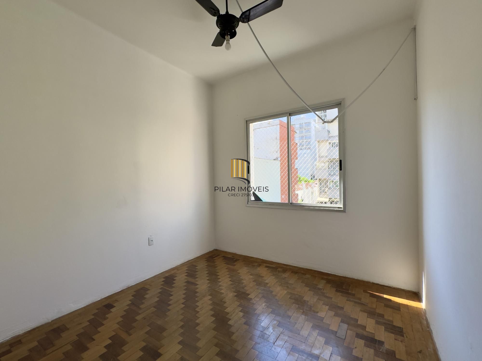 Apartamento 2 dormitórios super silencioso no Centro Histórico