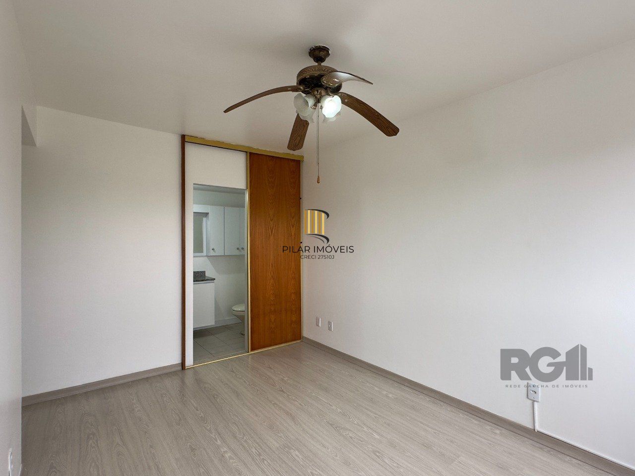 OPORTUNIDADE: APARTAMENTO 3 DORMITÓRIOS COM SUÍTE E VAGA DE GARAGEM NO MENINO DEUS