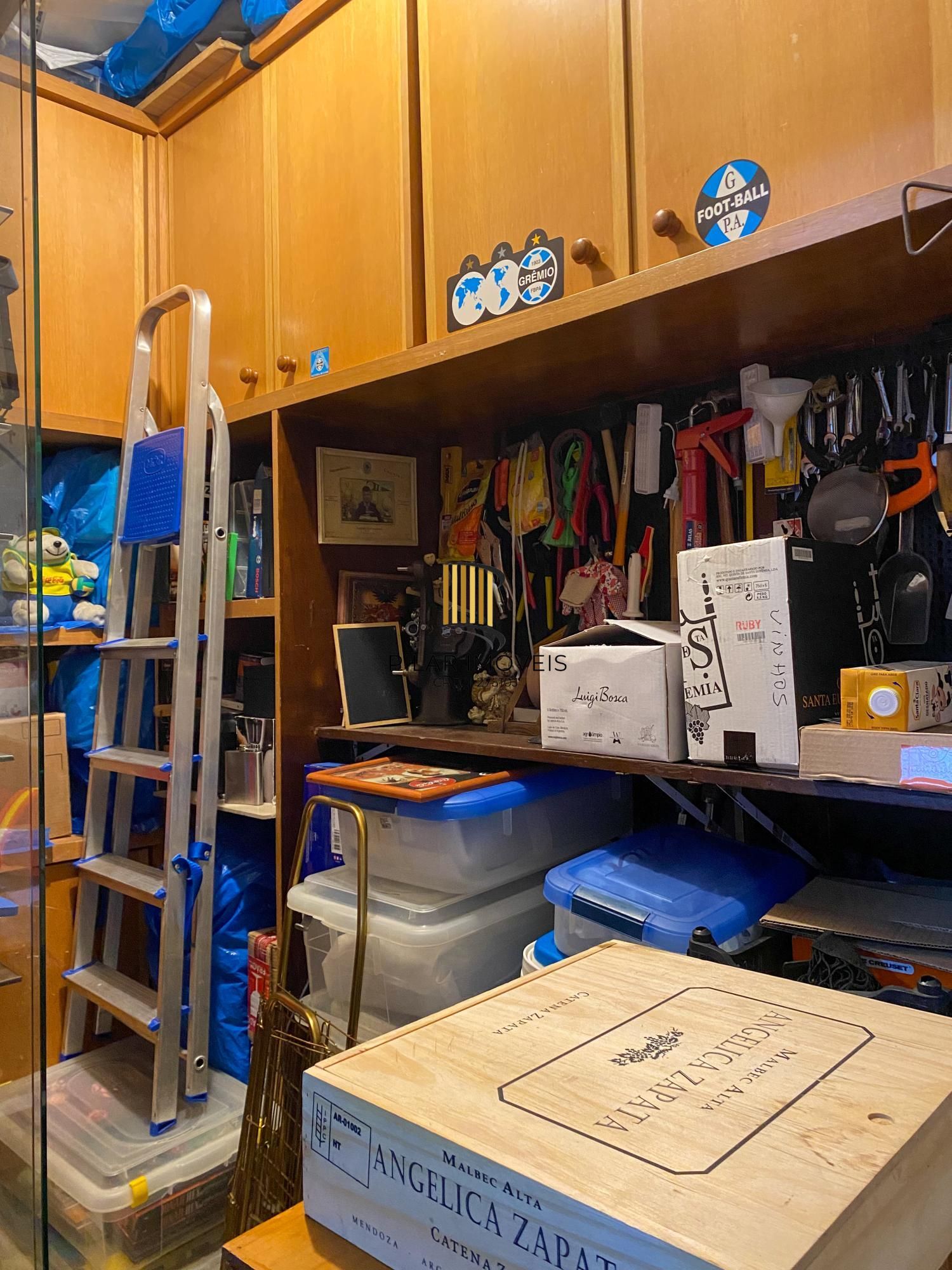 Apartamento 3 dormitório, 2 vagas e depósito a poucos metros do Parcão