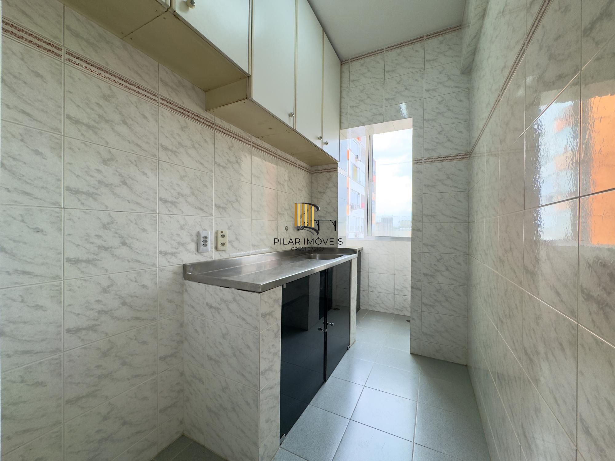 Apartamento 1 dormitório em andar alto, no coração do Centro Histórico