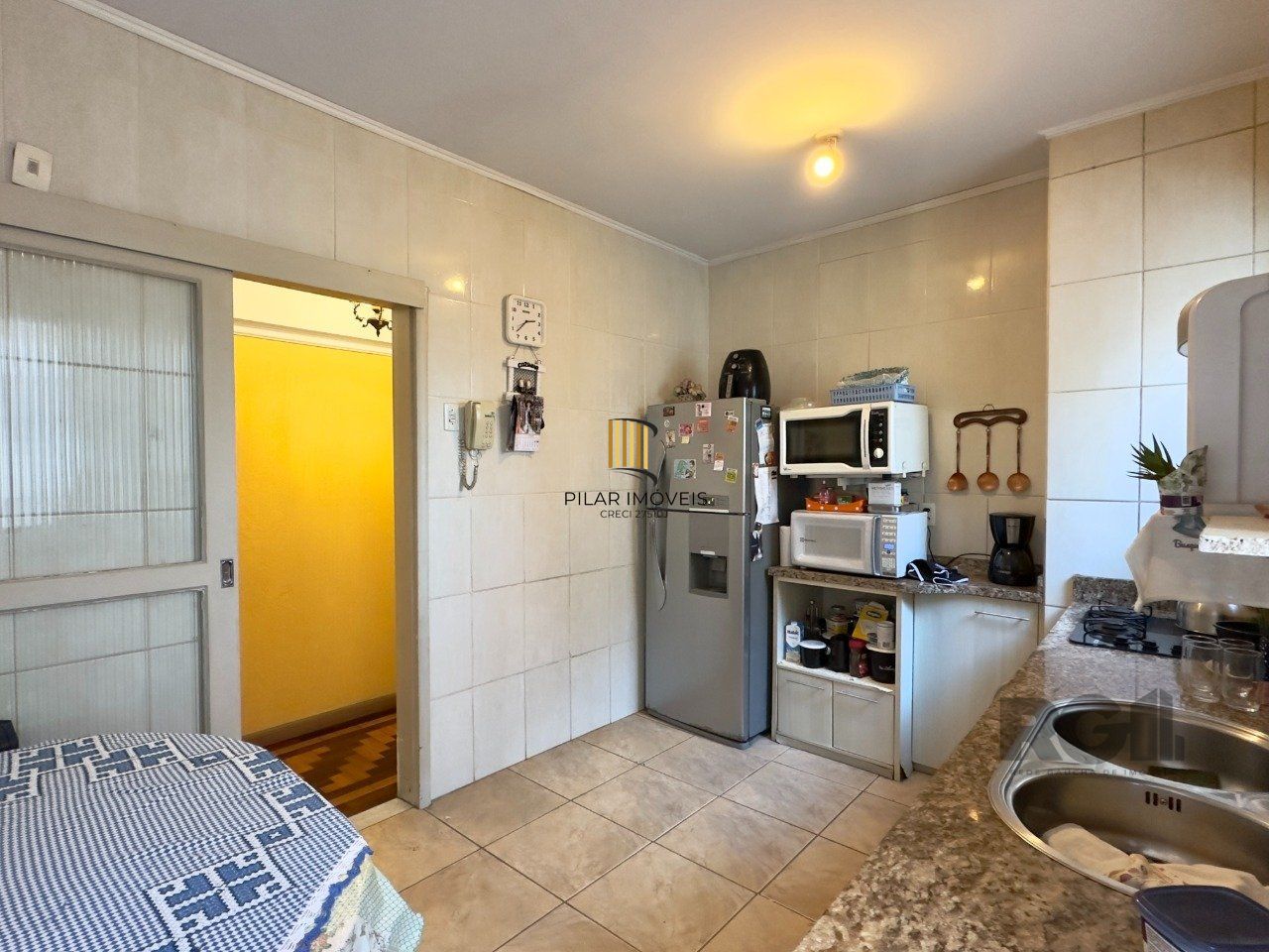 APARTAMENTO 3 DORMITÓRIOS DE 99M², COM SACADA, EM FRENTE À SANTA CASA NO CENTRO HISTÓRICO