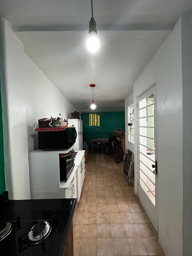 Apartamento 2 dormitórios com pátio no Centro Histórico