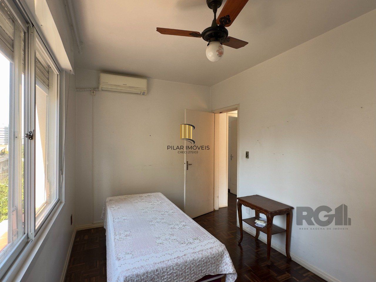 APARTAMENTO 2 DORMITÓRIOS, ENSOLARADO E LOCALIZADO NA PARTE ALTA DO CENTRO HISTÓRICO