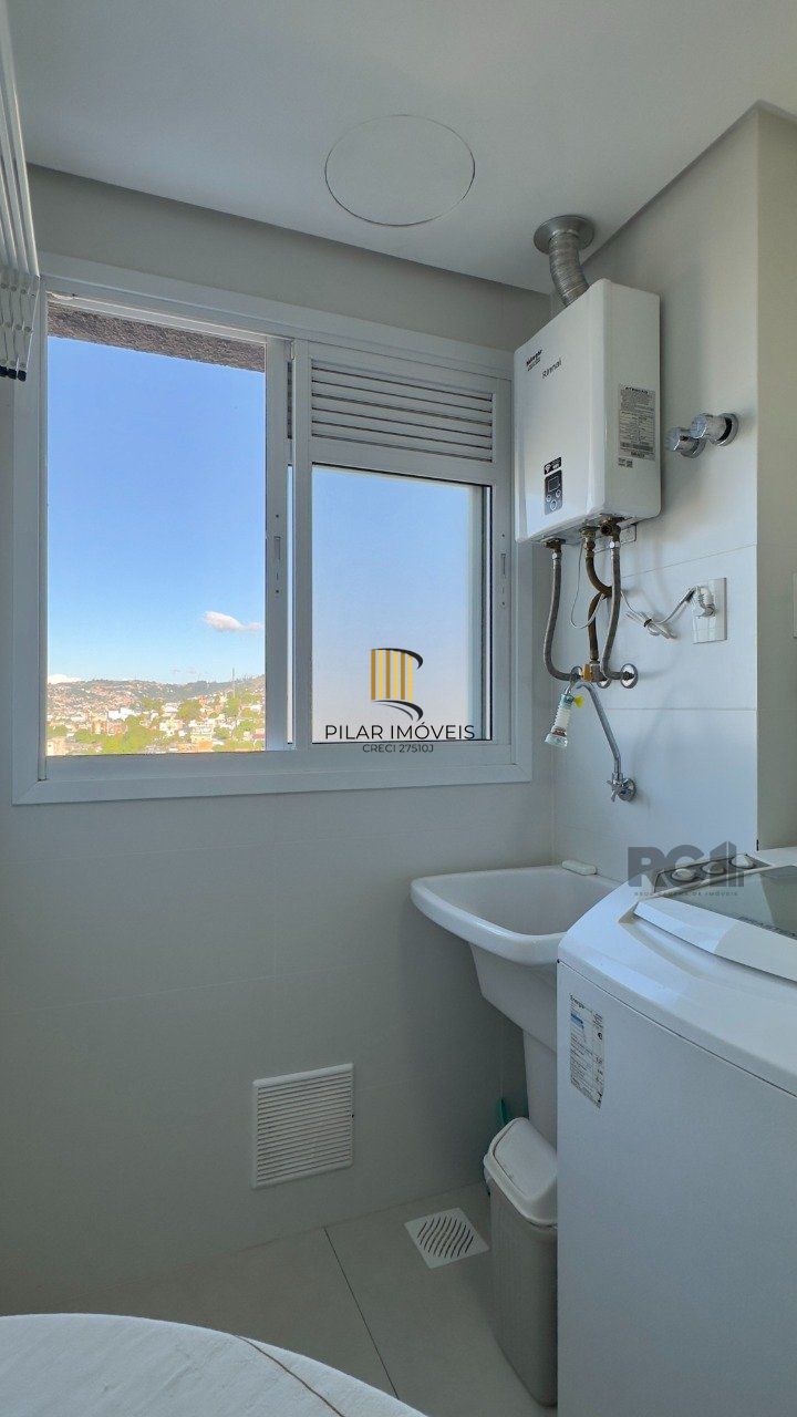 APARTAMENTO 2 DORMITÓRIOS COM SUÍTE E VAGA DE GARAGEM PRÓXIMO À PUCRS